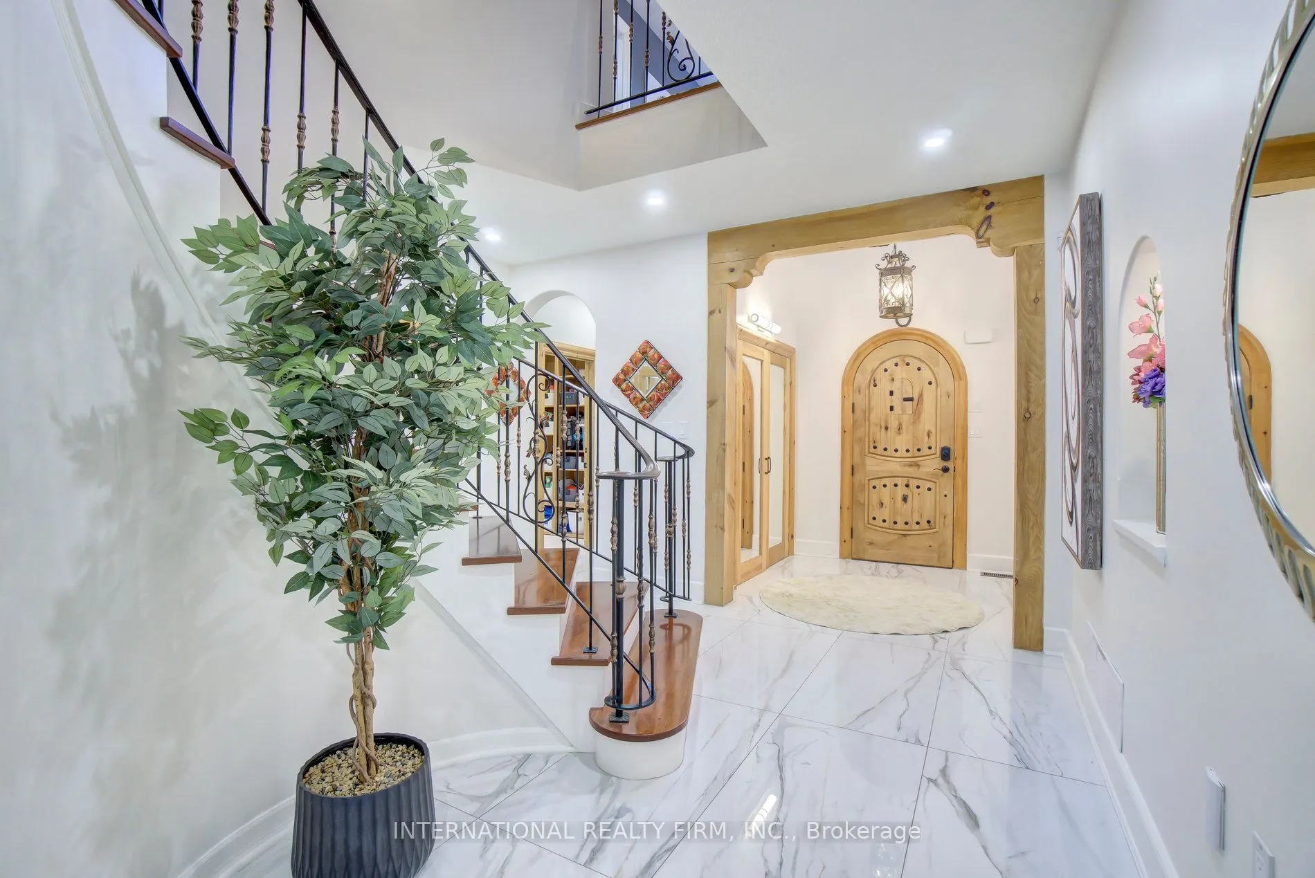 6 Pinehurst Lane