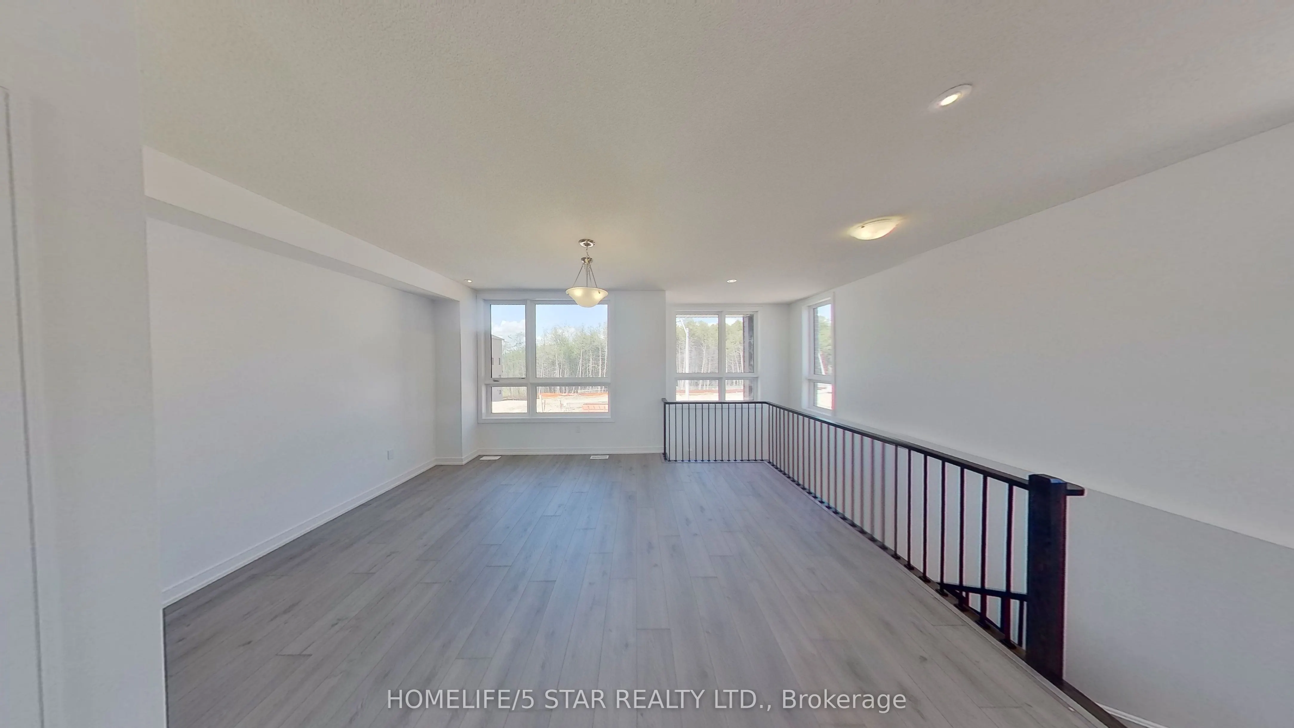 133 Blue Forest Crescent