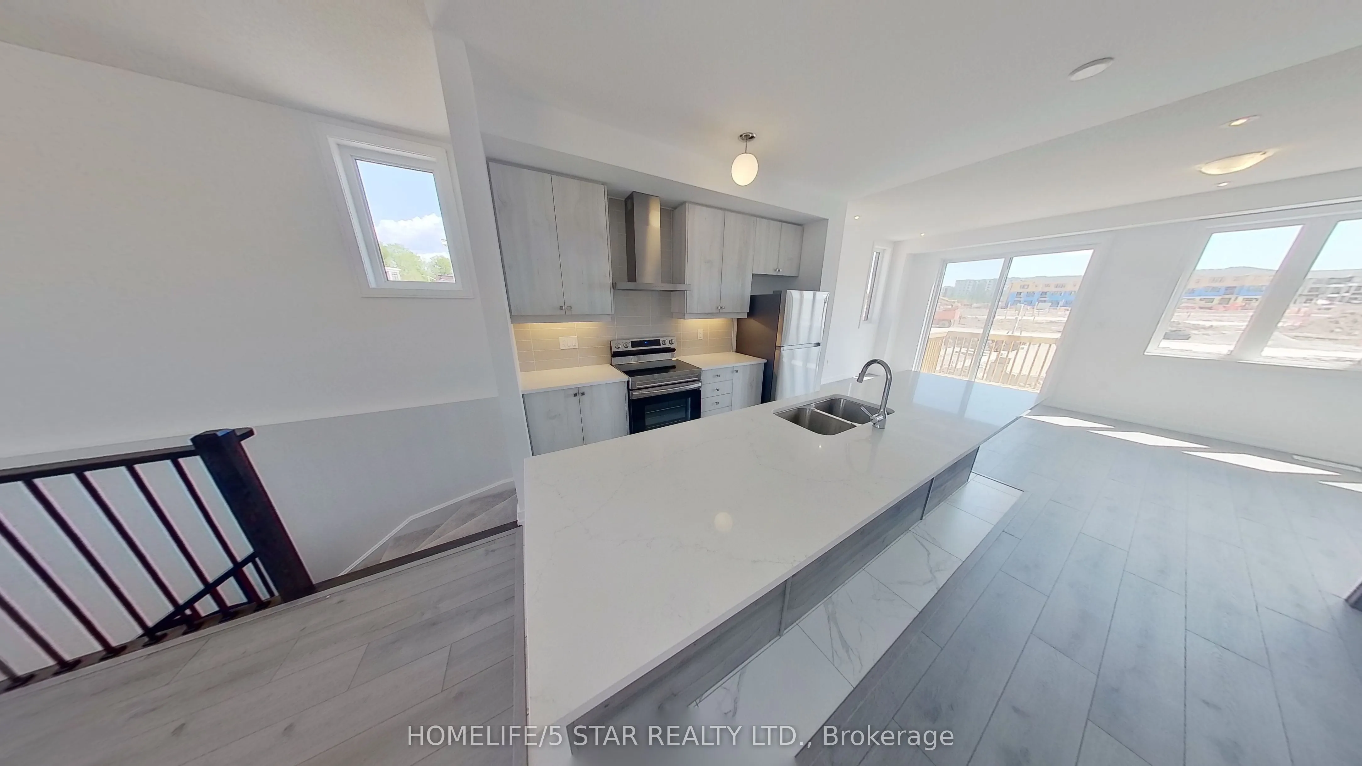 133 Blue Forest Crescent