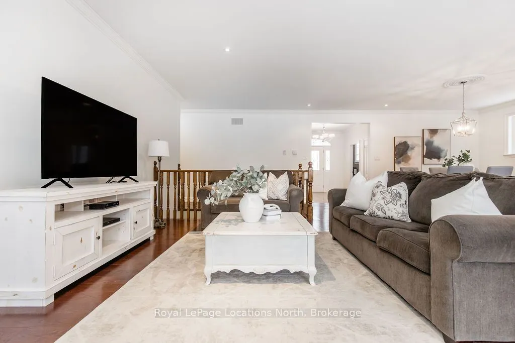 54 ROYAL BEECH Drive