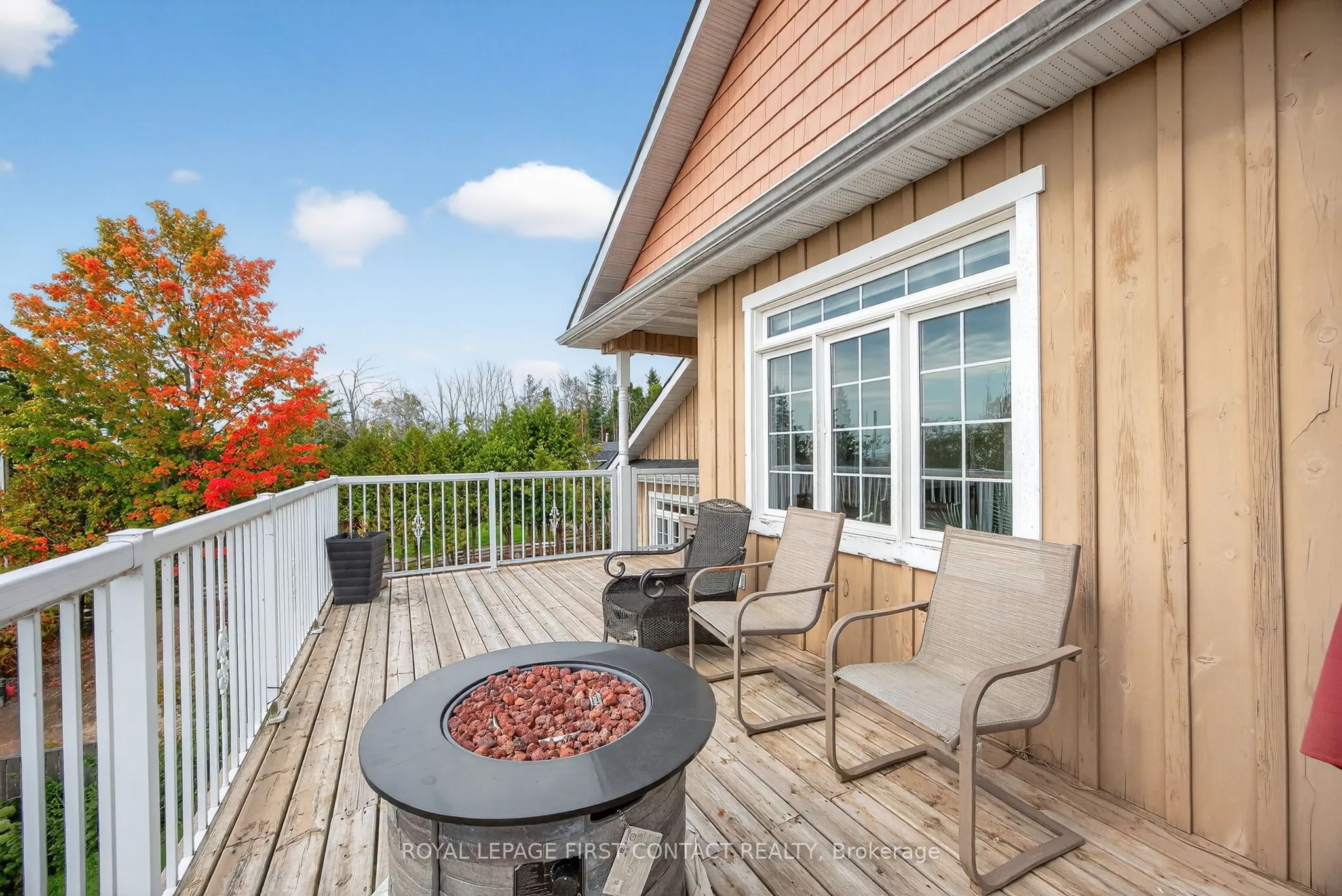 2258 Lakeshore Road E