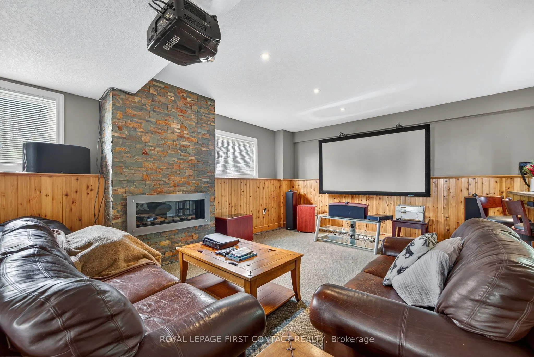 2258 Lakeshore Road E