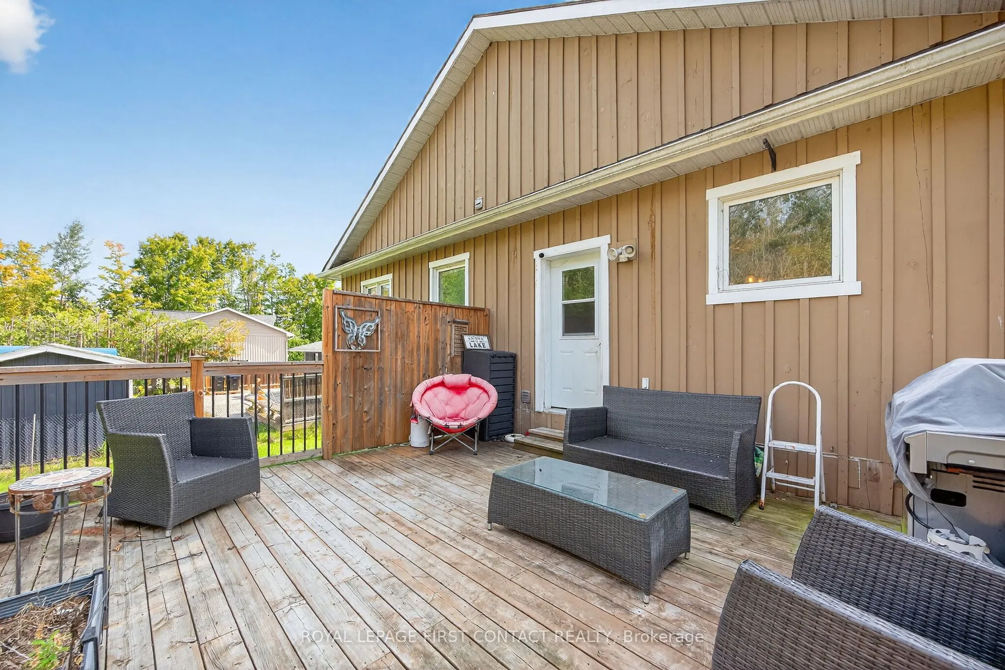 2258 Lakeshore Road E