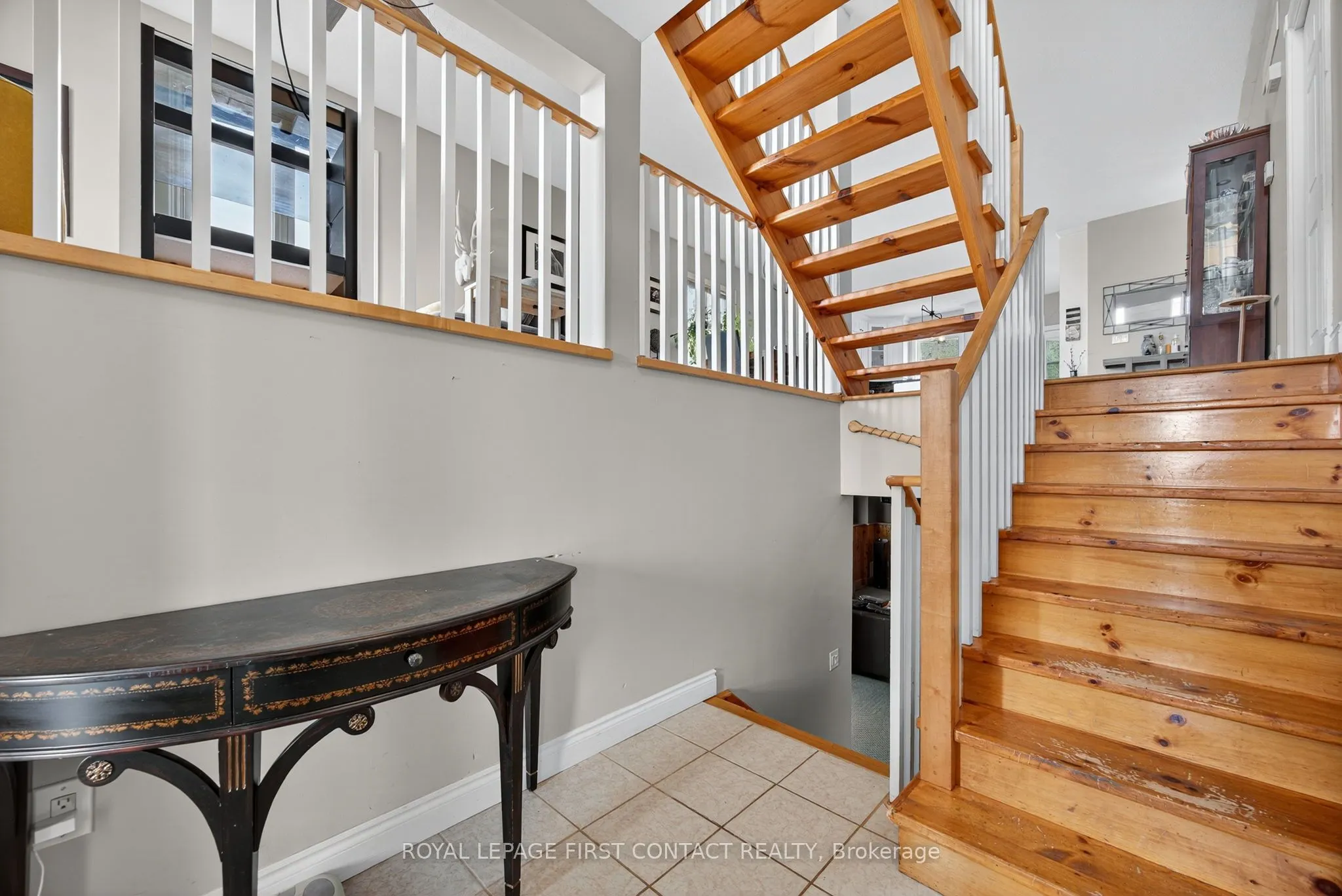 2258 Lakeshore Road E