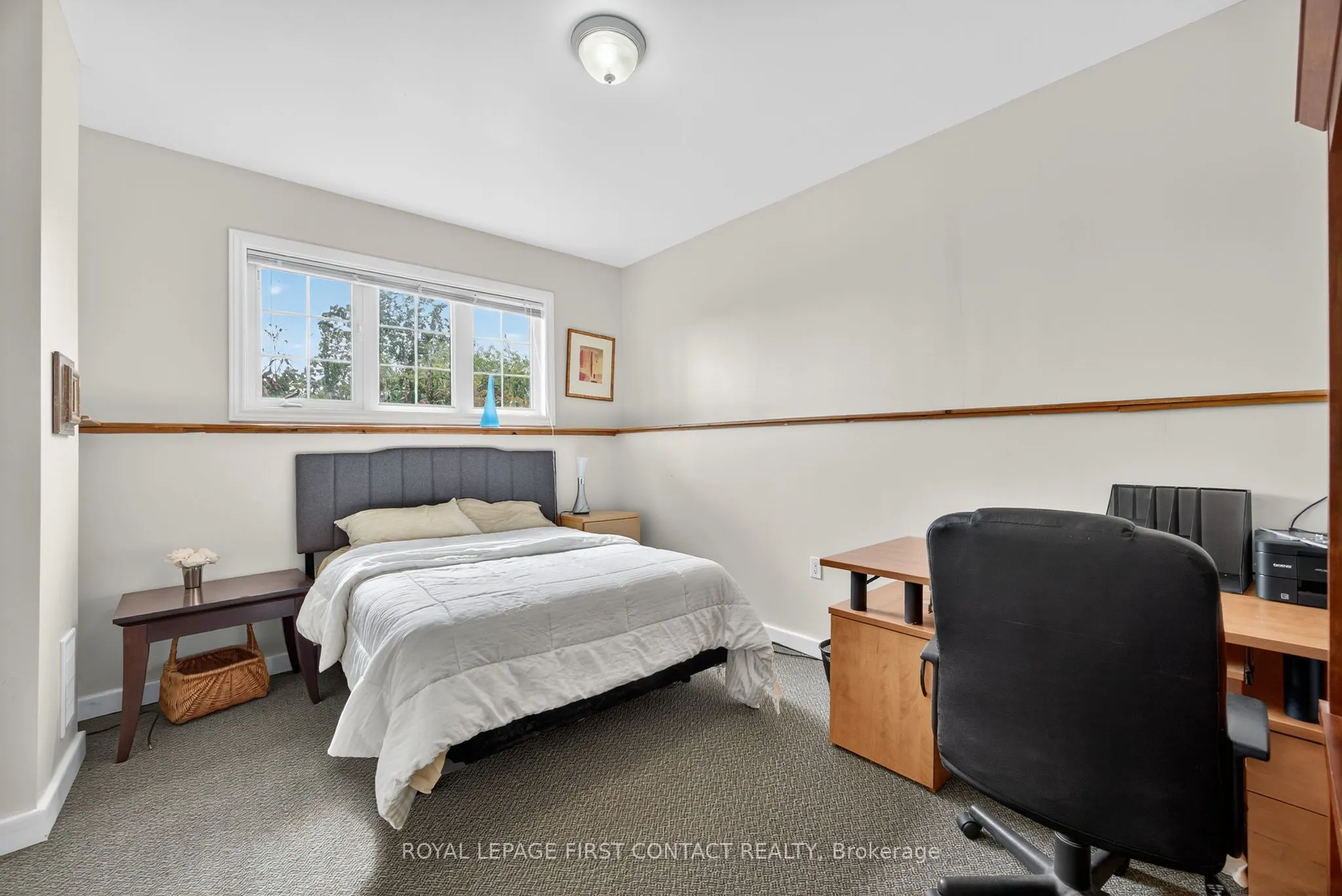 2258 Lakeshore Road E