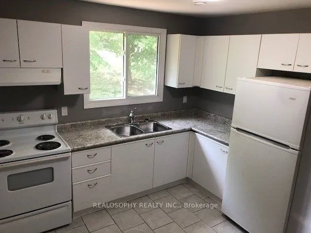 2 Christine Place