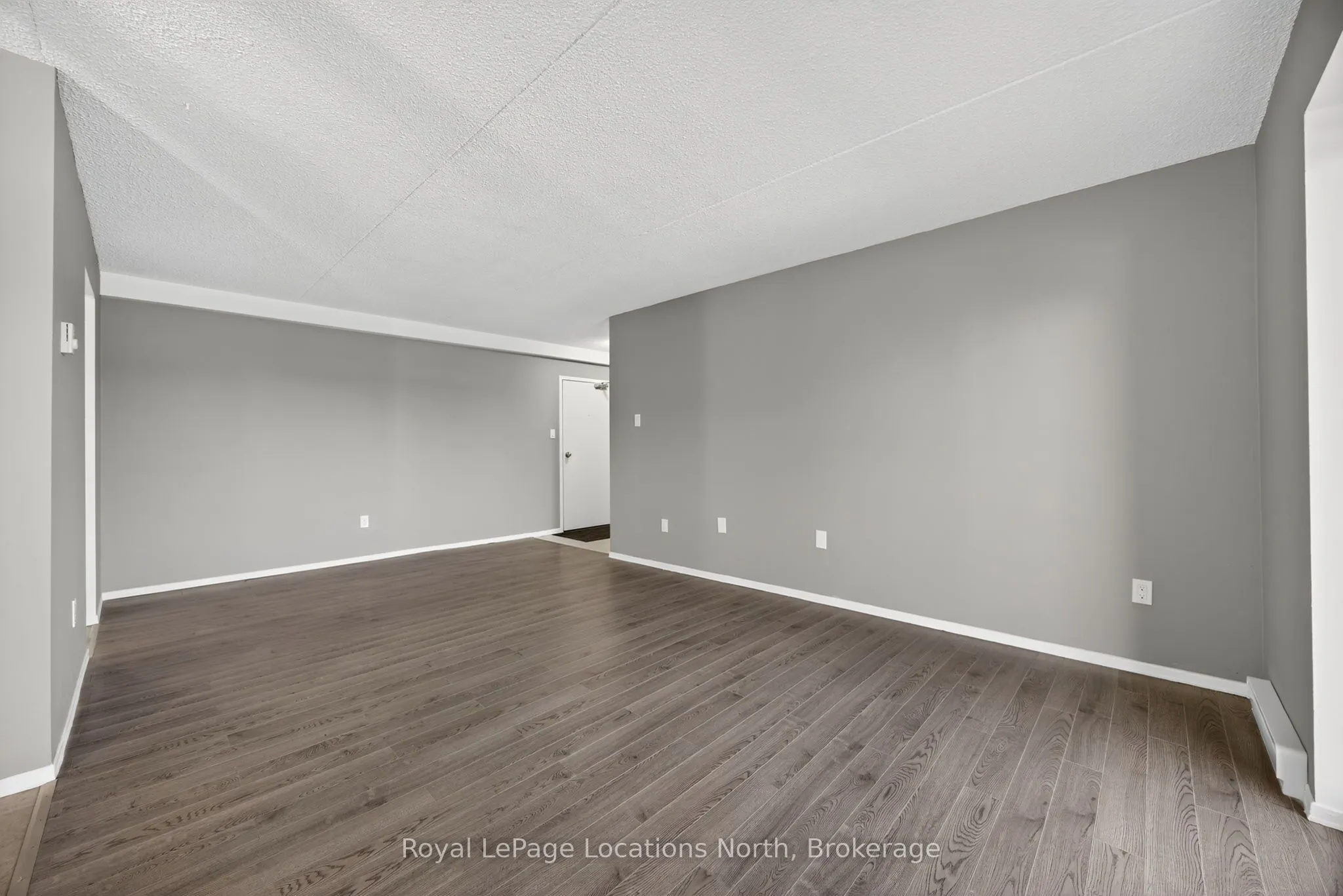 460 Ontario Street, #209
