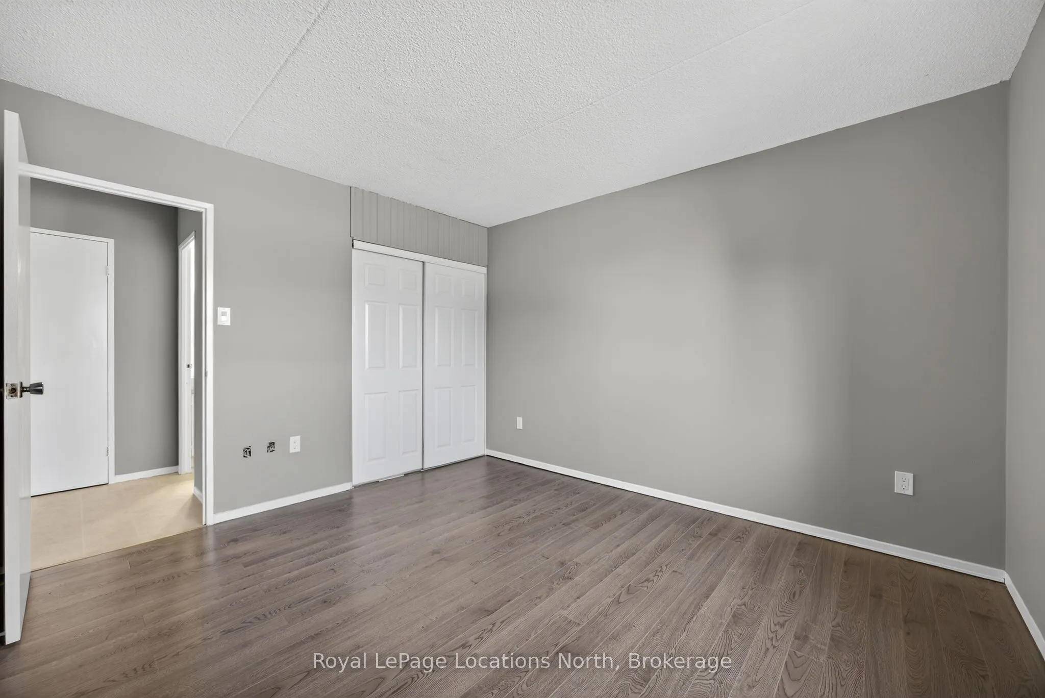 460 Ontario Street, #209