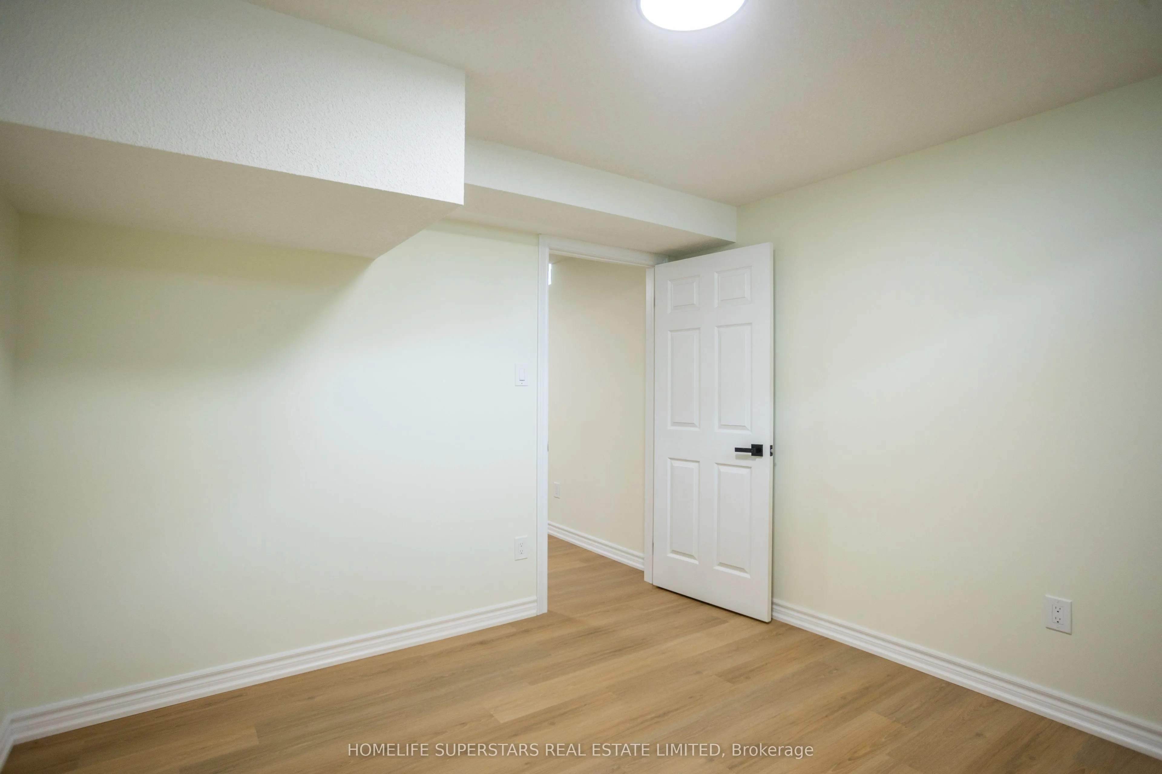 13 Draper Crescent