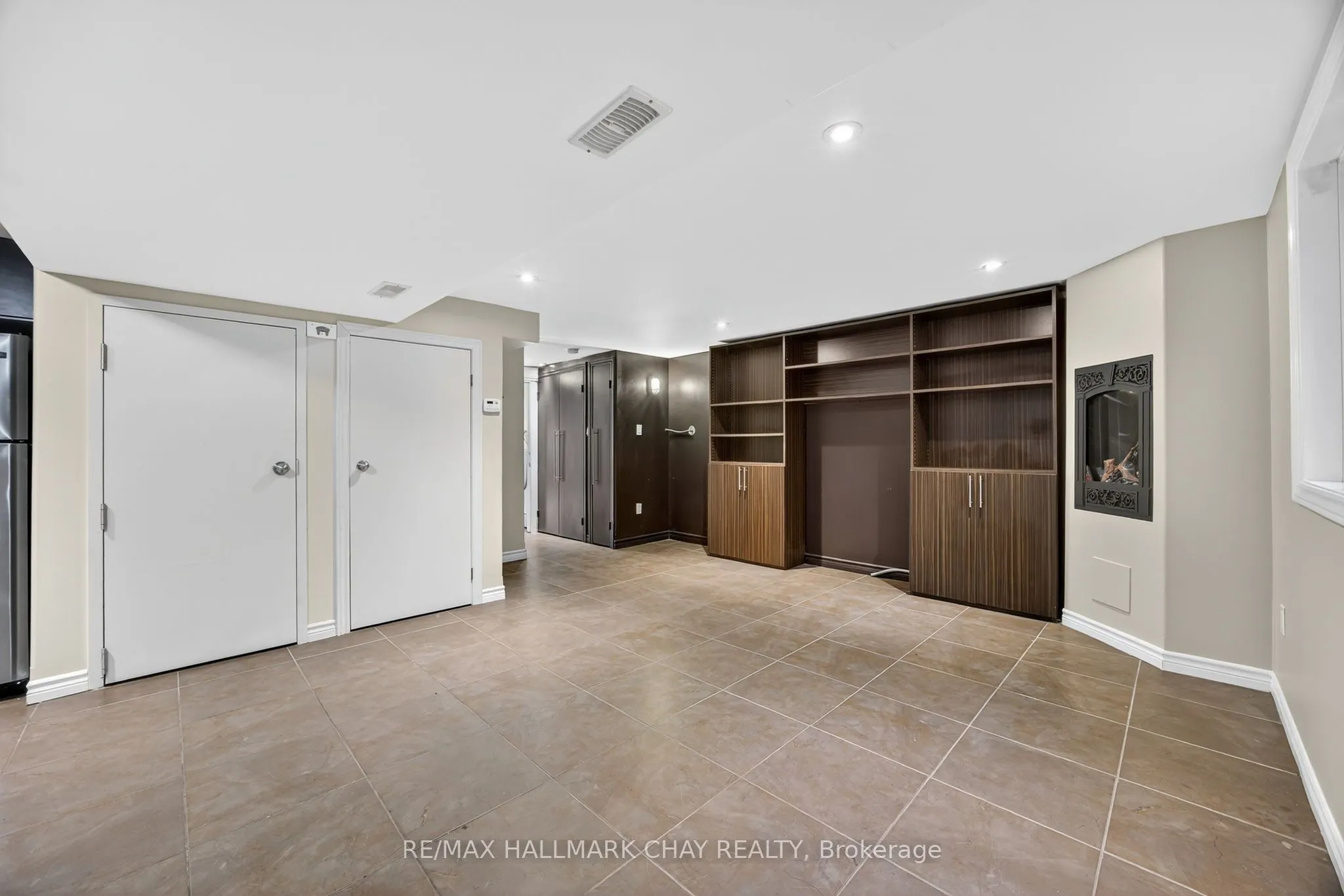 151 Berczy Street
