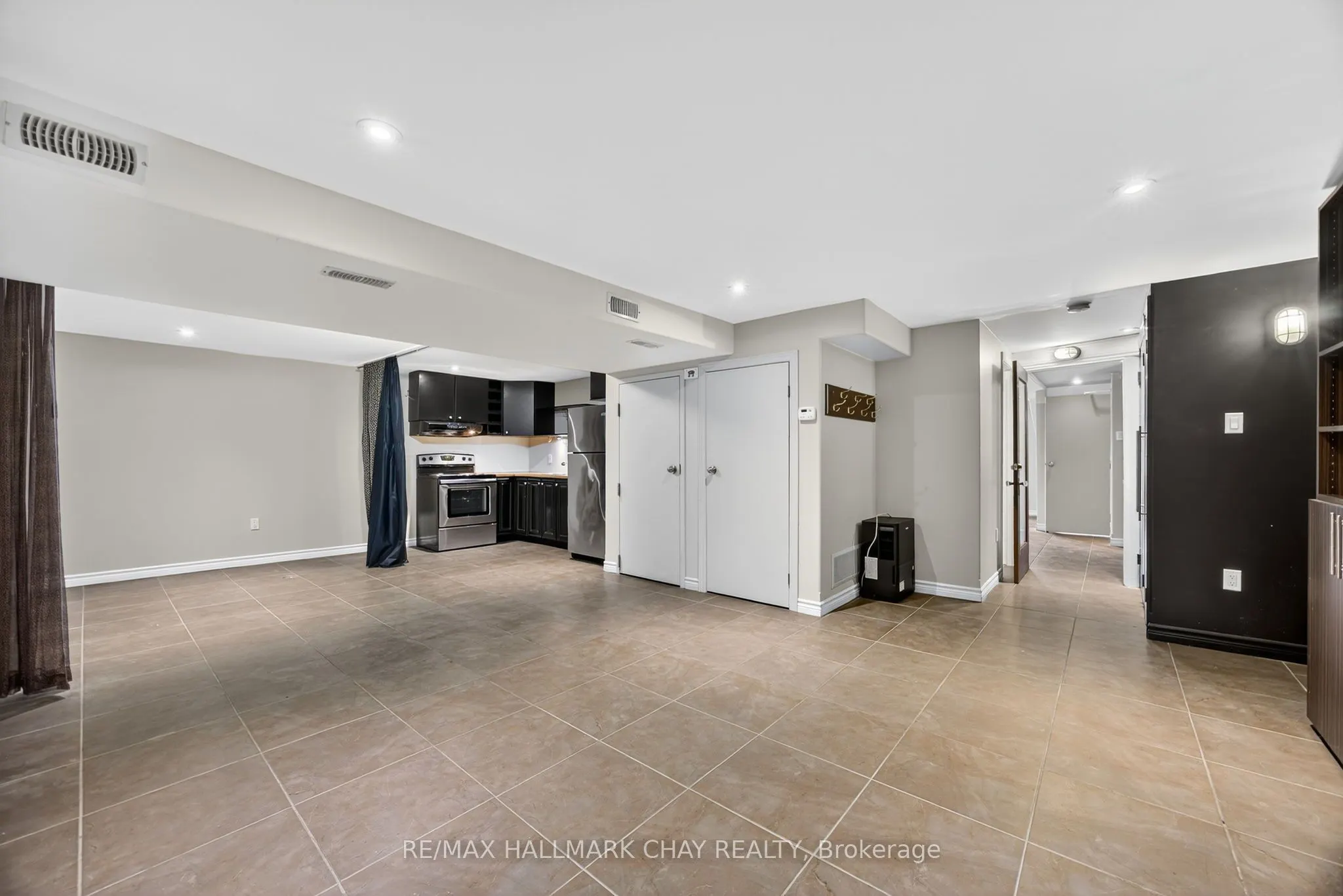 151 Berczy Street