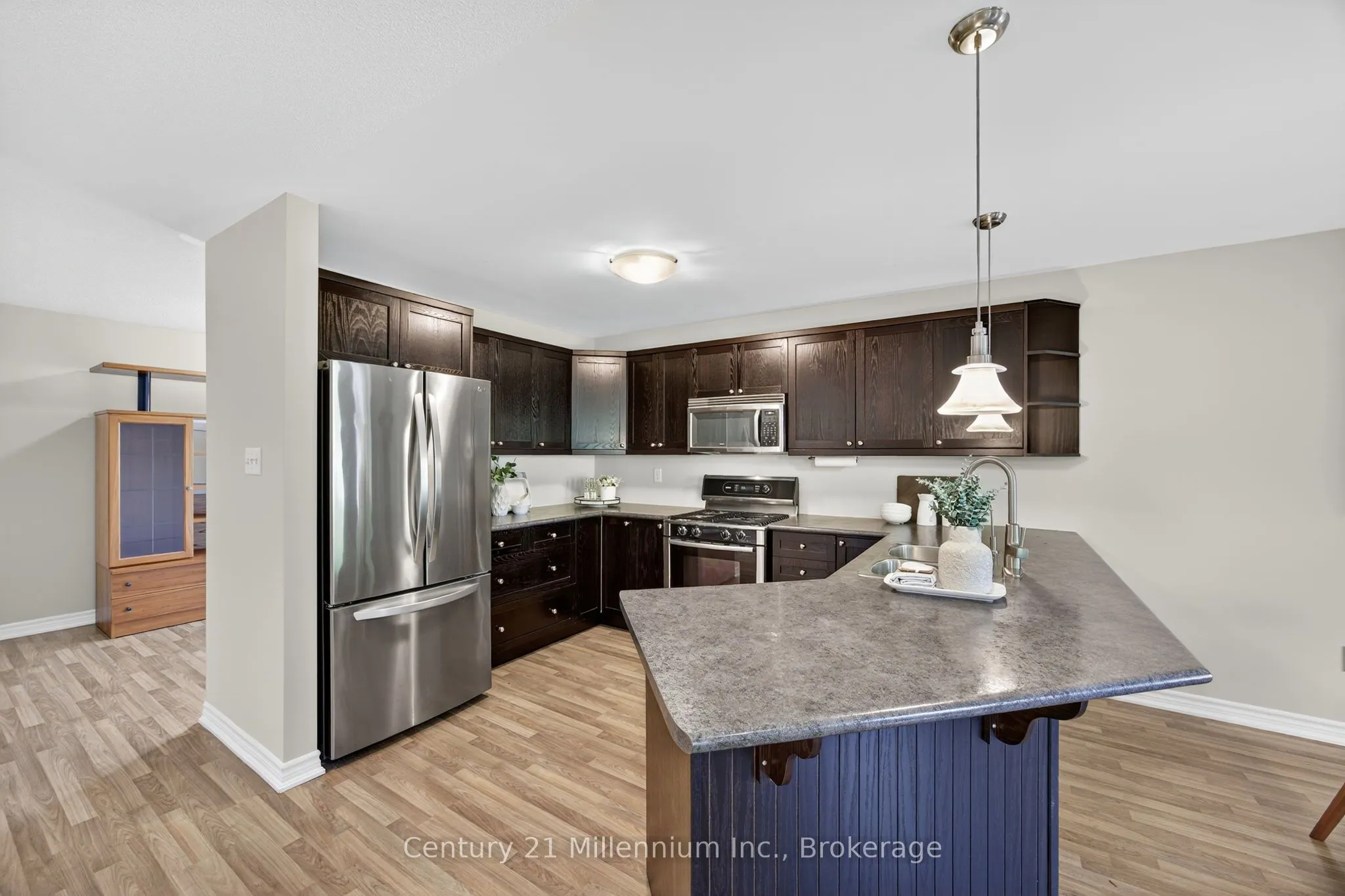 45 Red Pine Crescent