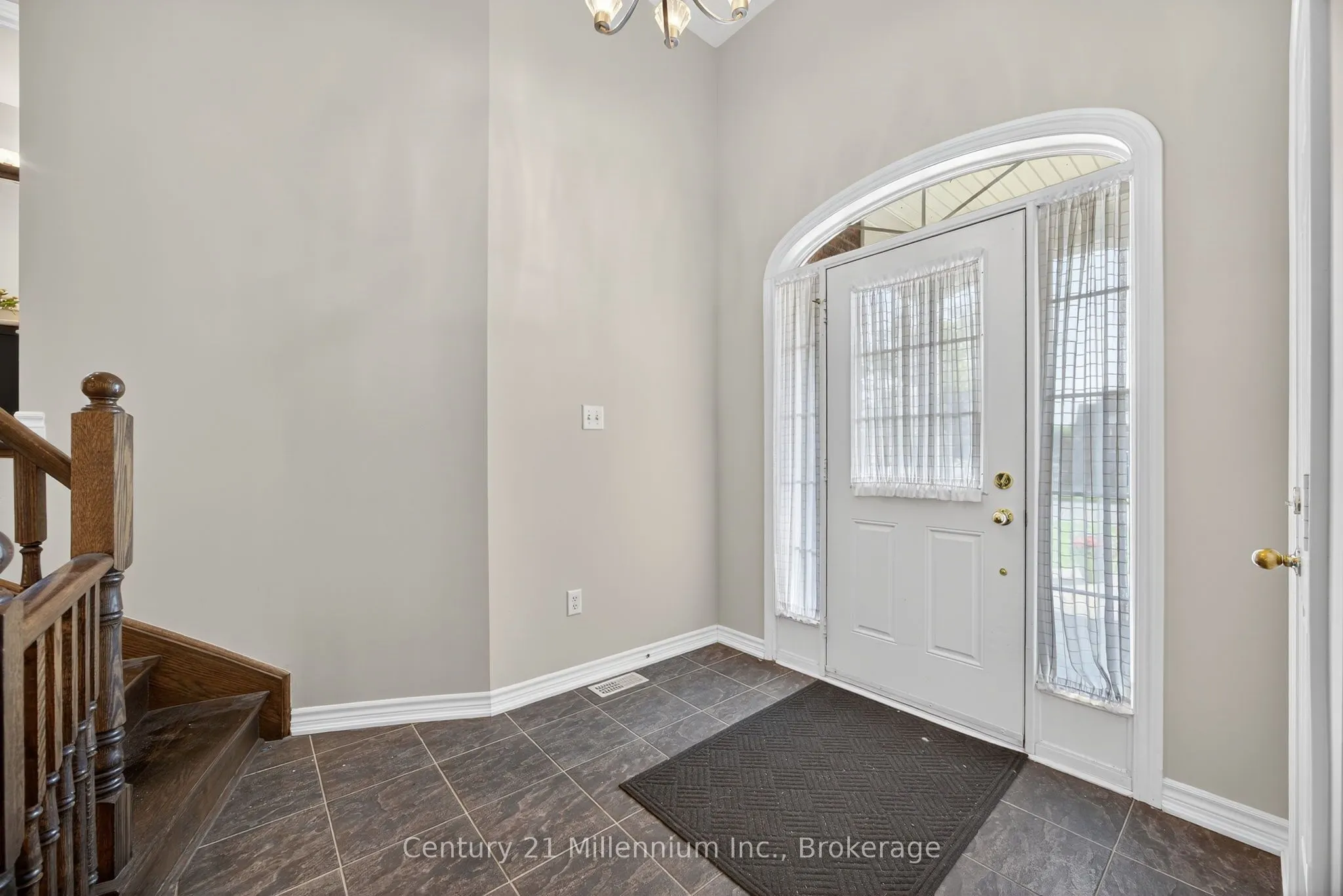 45 Red Pine Crescent