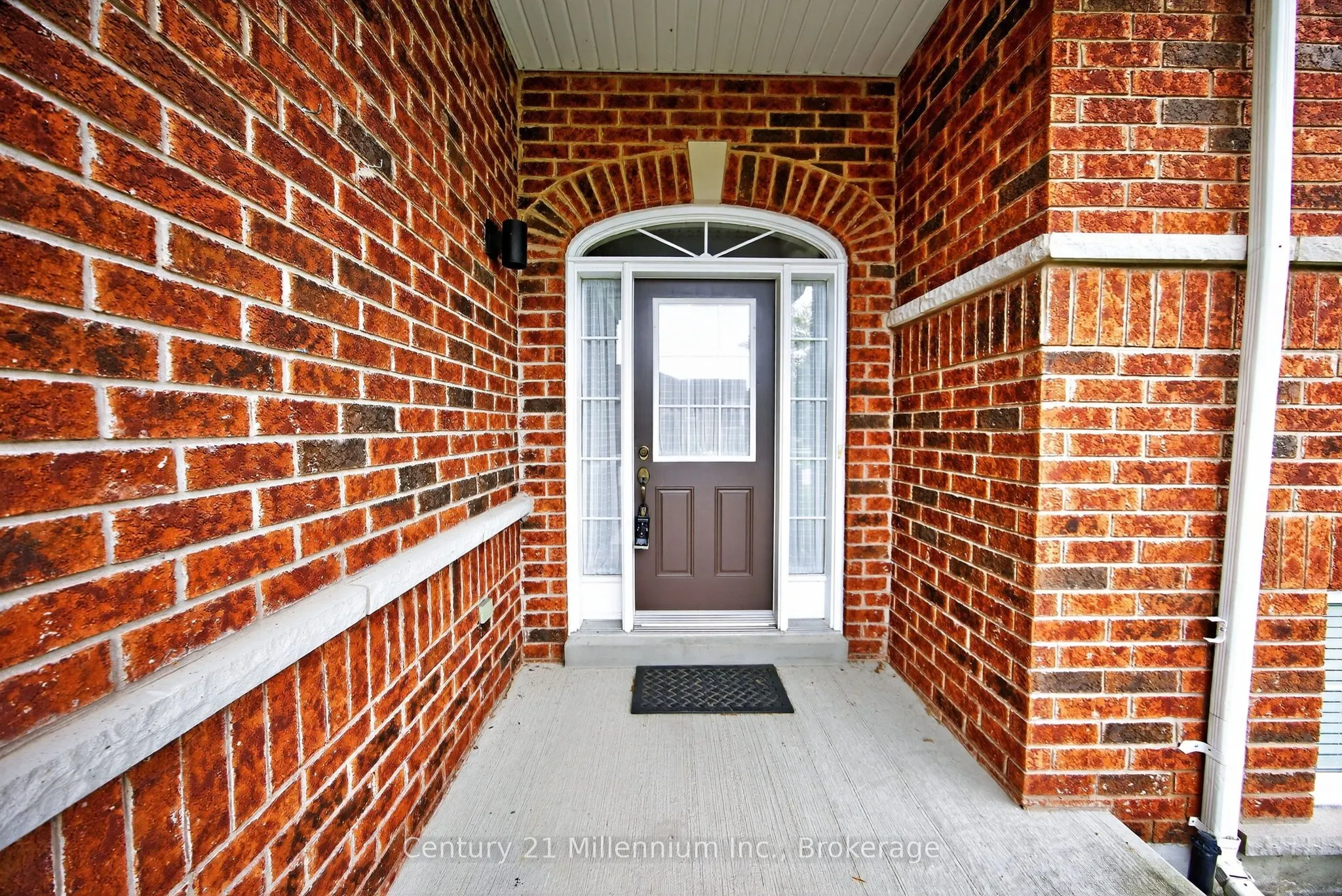 45 Red Pine Crescent