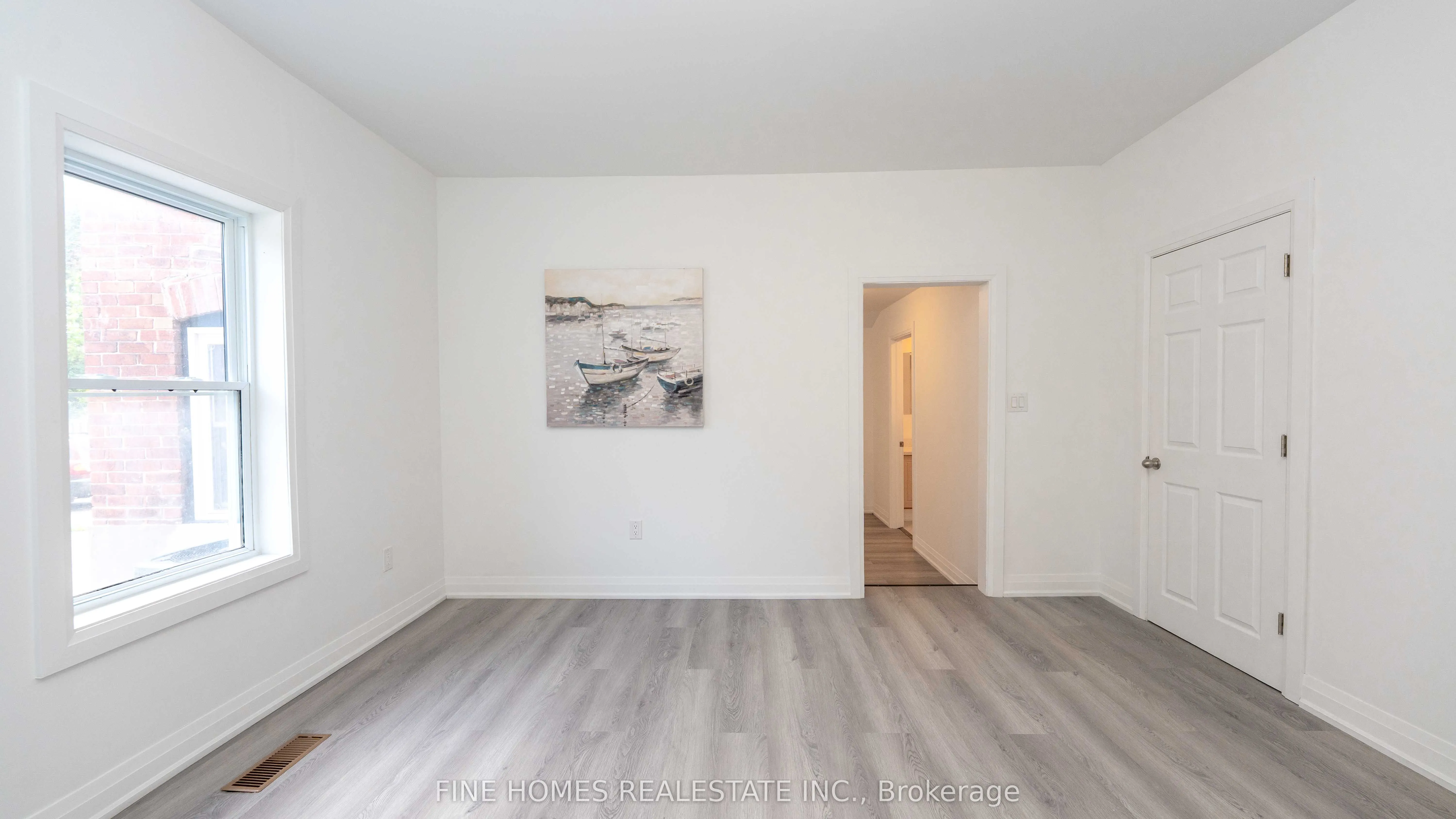 119 Albert Street S