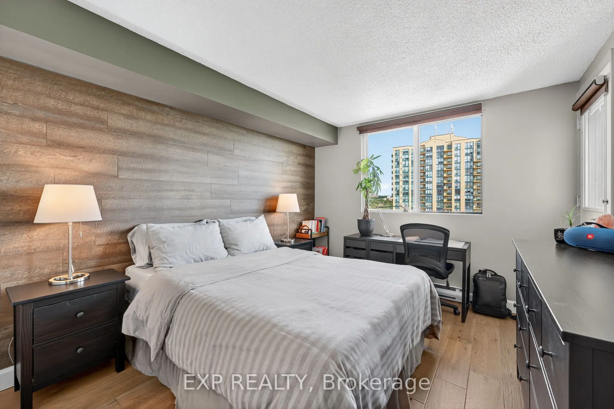 75 Ellen Street, #906