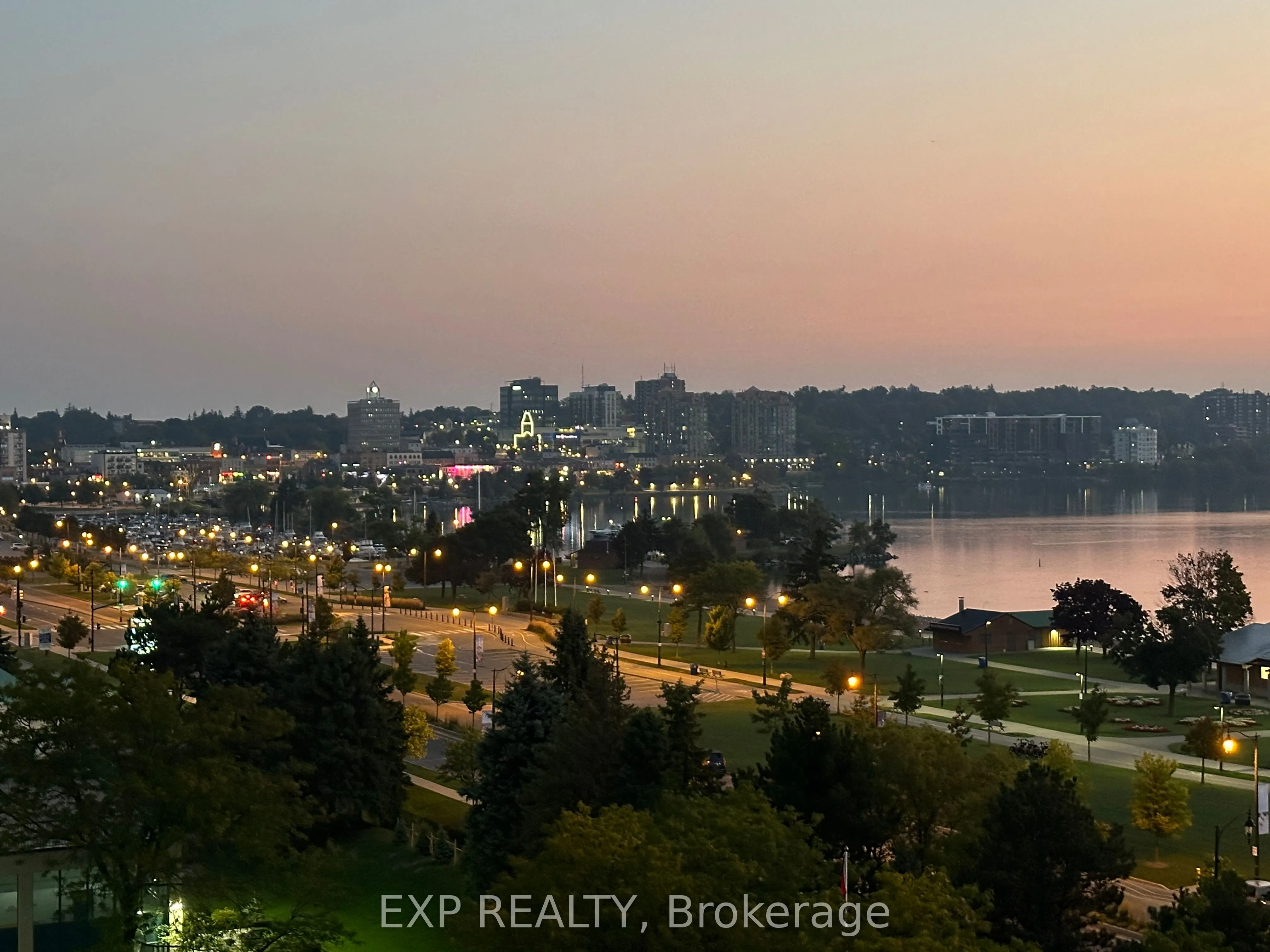 75 Ellen Street, #906