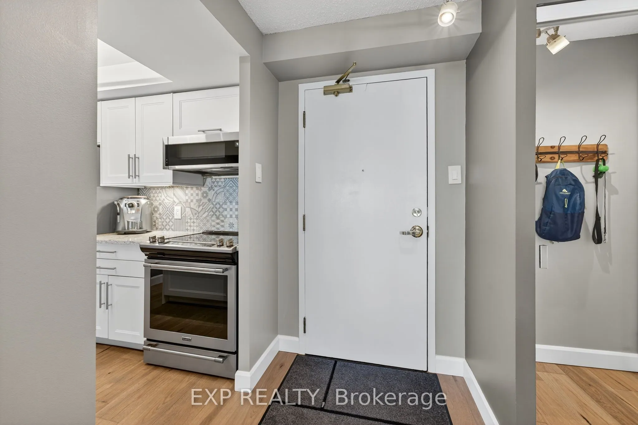 75 Ellen Street, #906