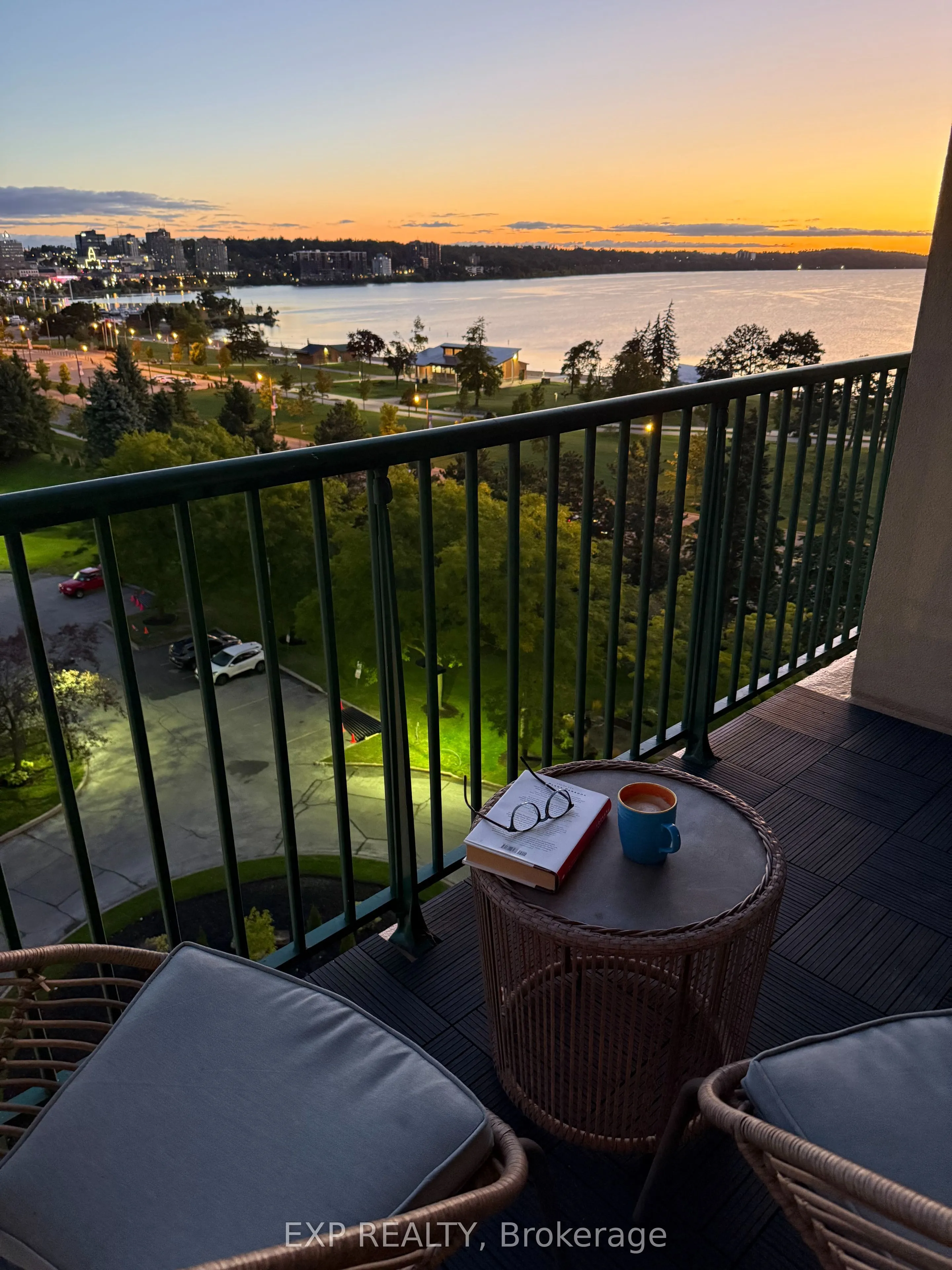 75 Ellen Street, #906