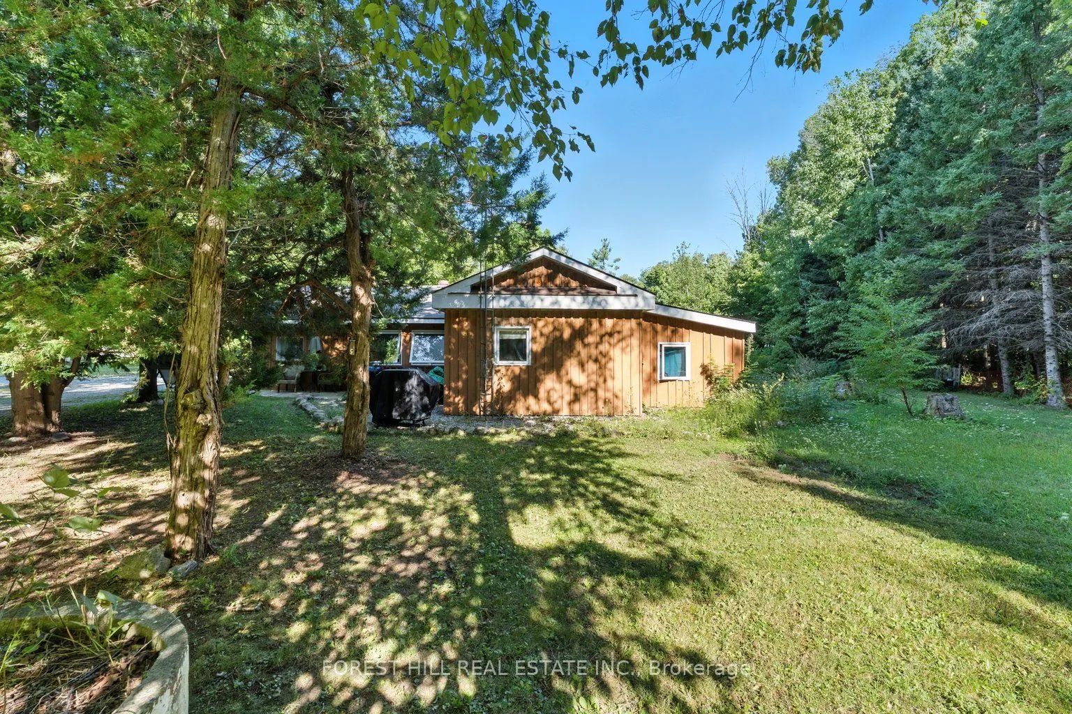 590 Lafontaine Road E