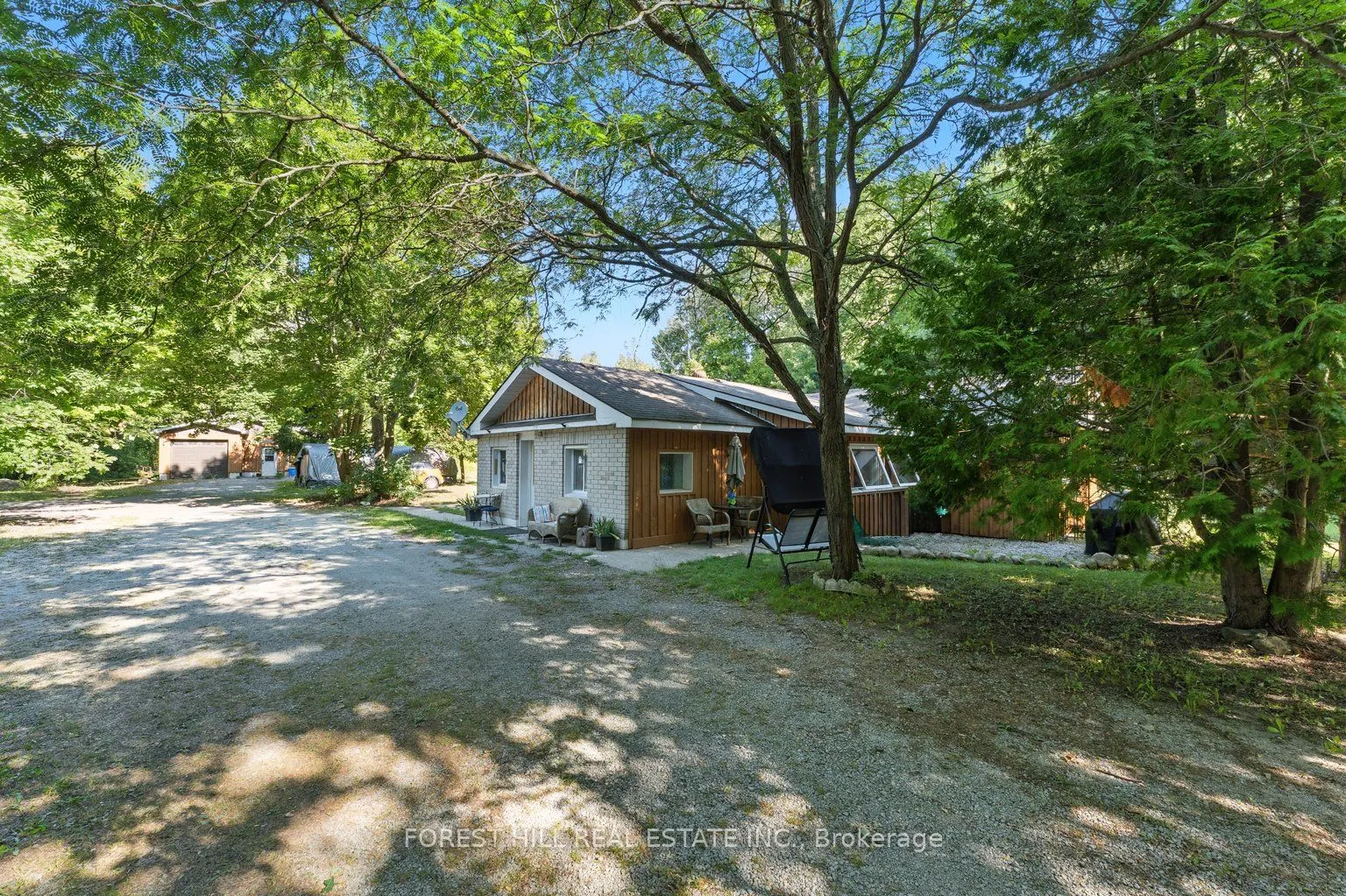 590 Lafontaine Road E
