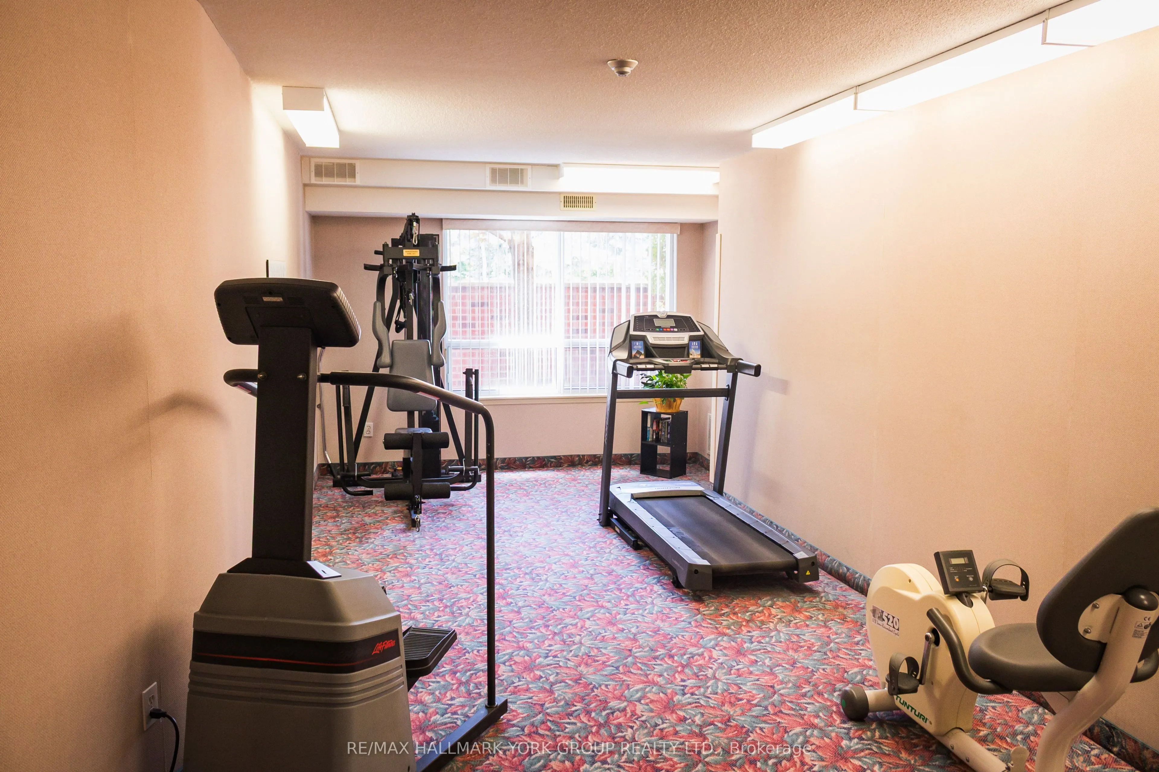 143 Edgehill Drive, #408