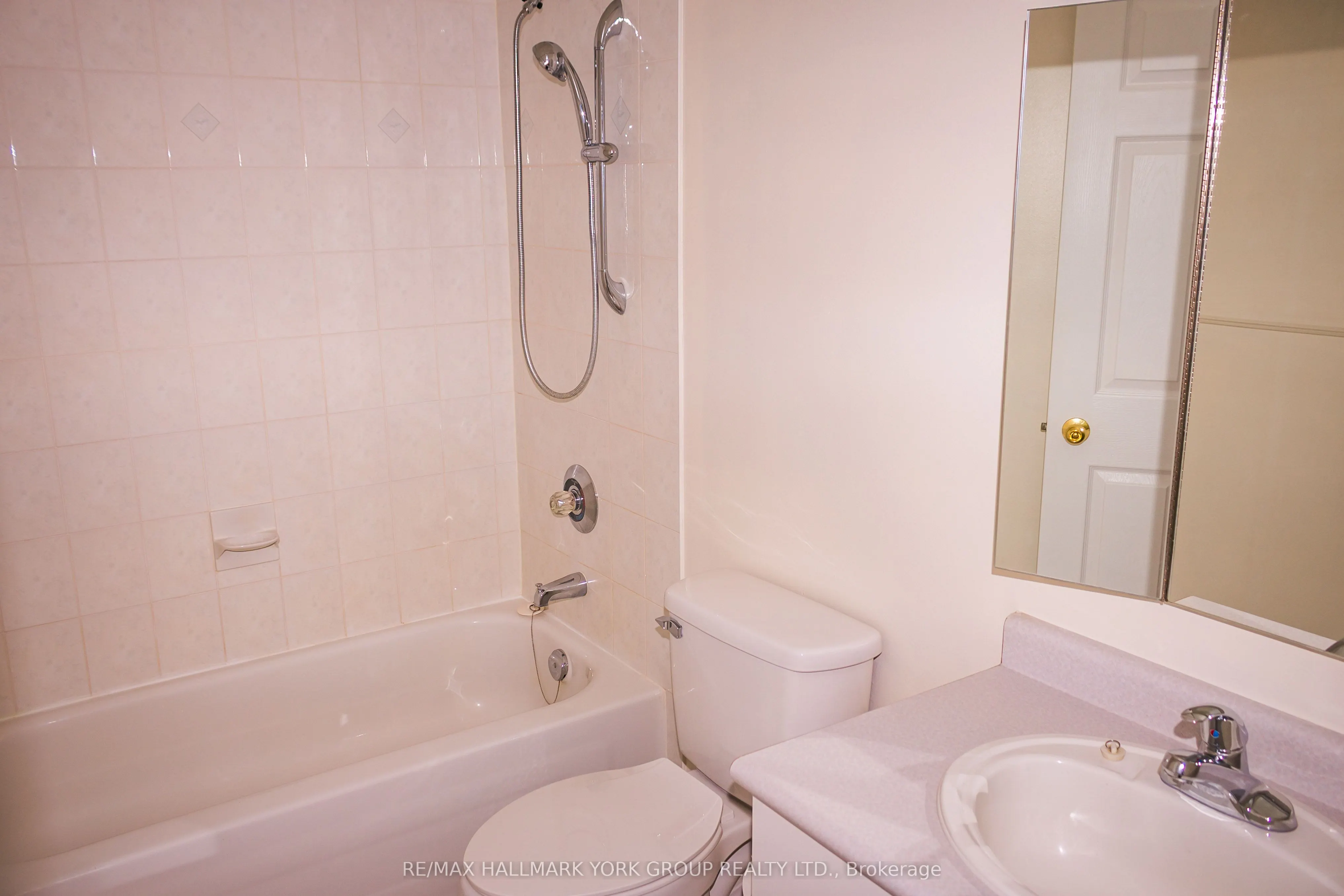 143 Edgehill Drive, #408