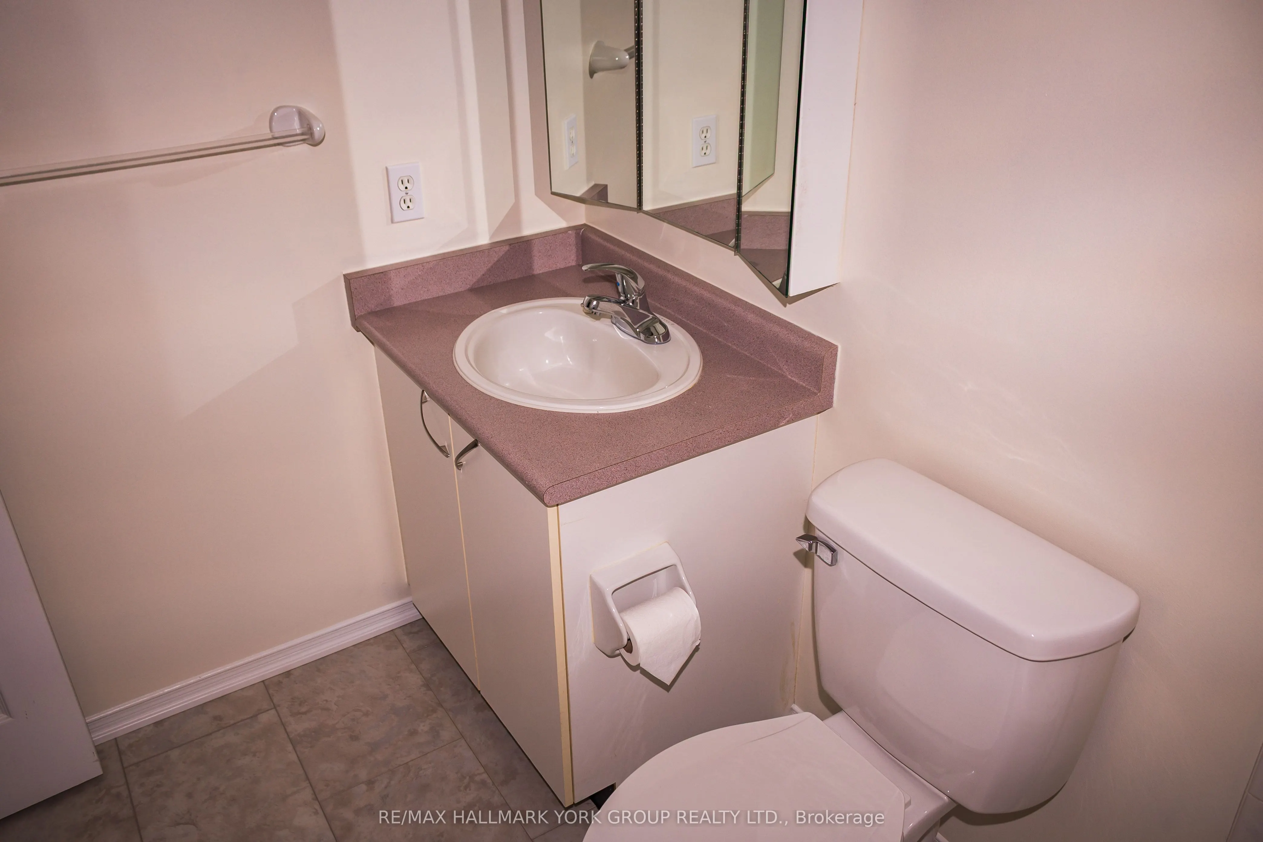 143 Edgehill Drive, #408