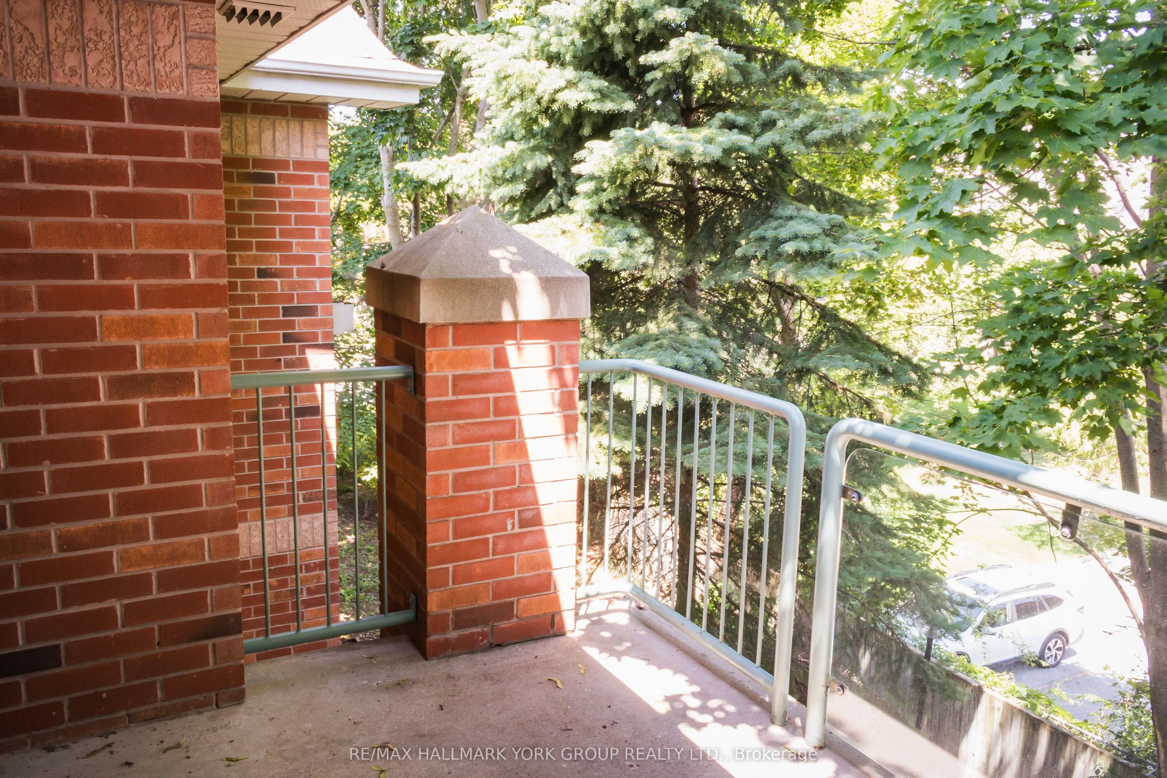 143 Edgehill Drive, #408