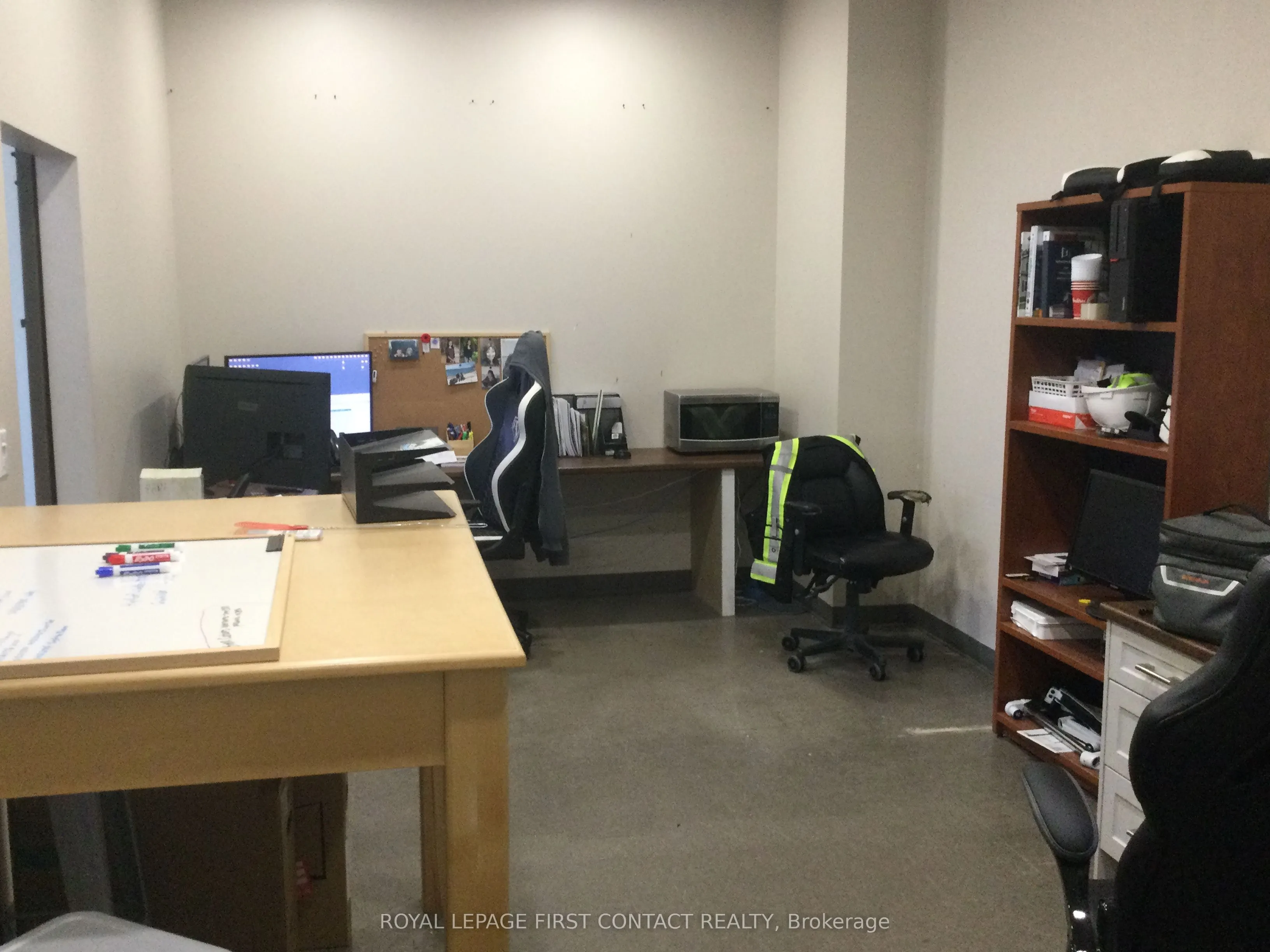 70 Yonge Street S, #2