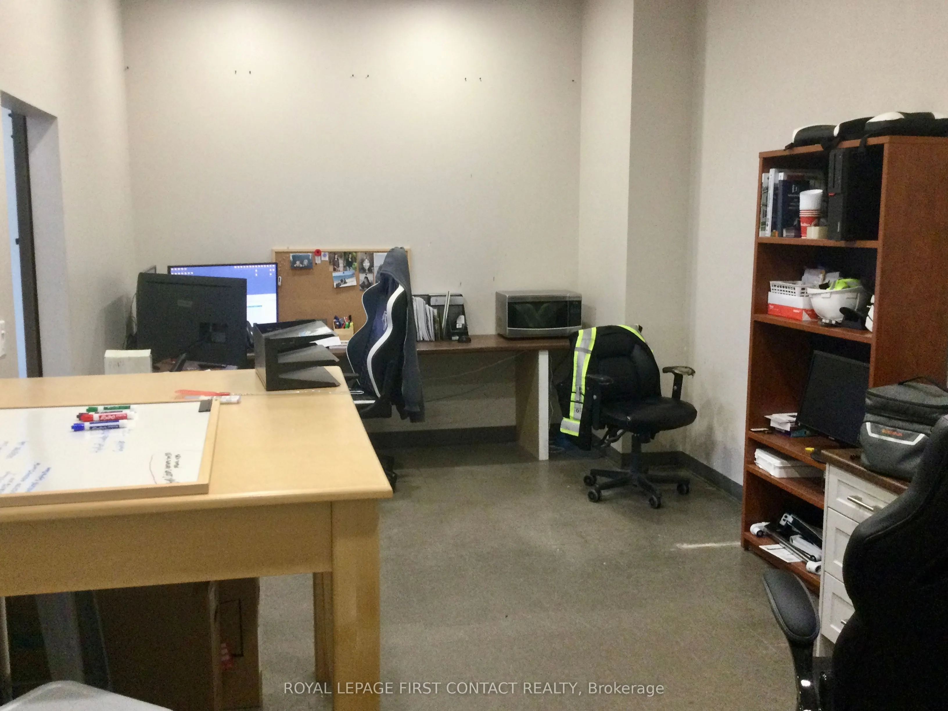 70 Yonge Street S, #2