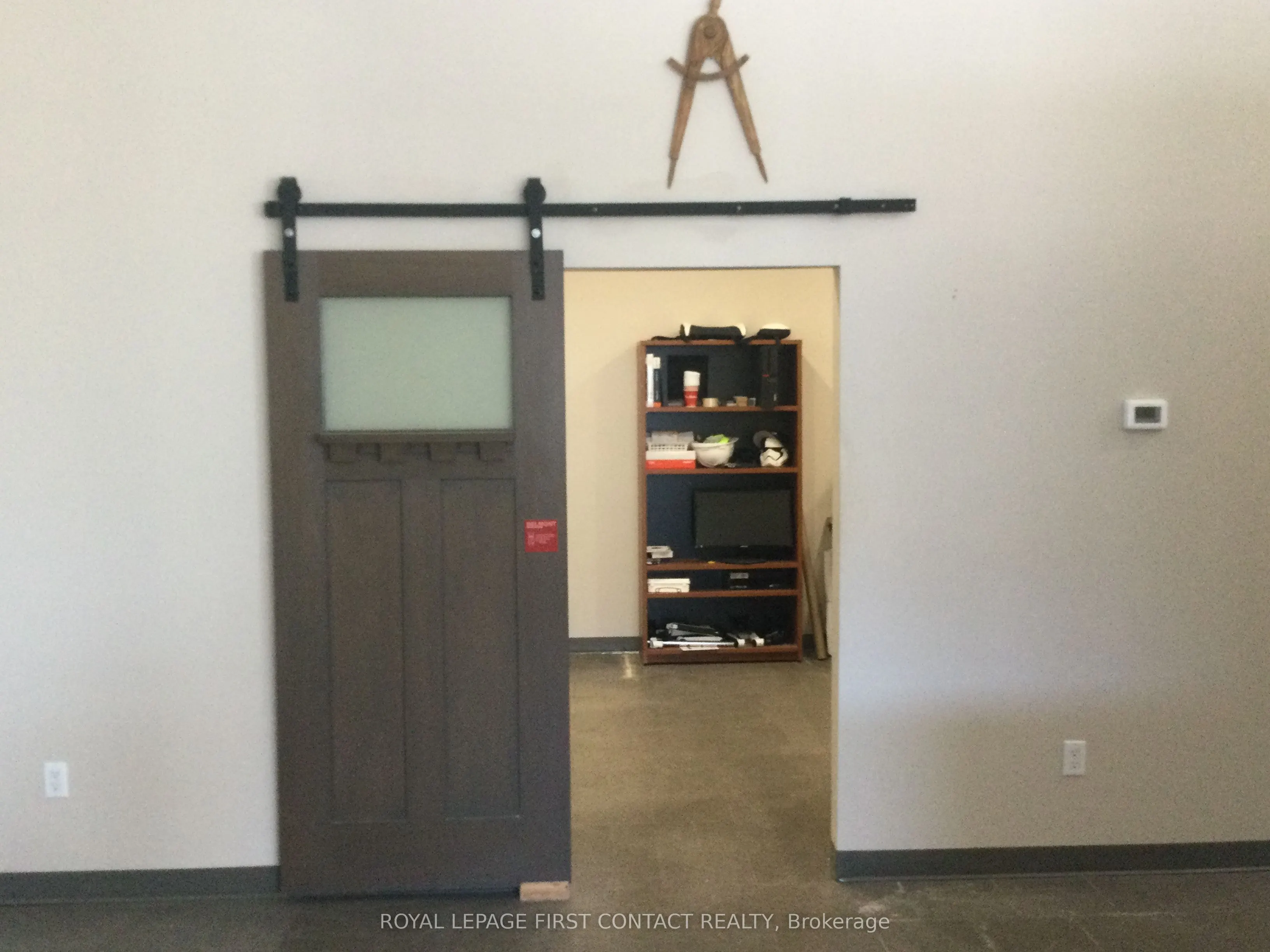 70 Yonge Street S, #2