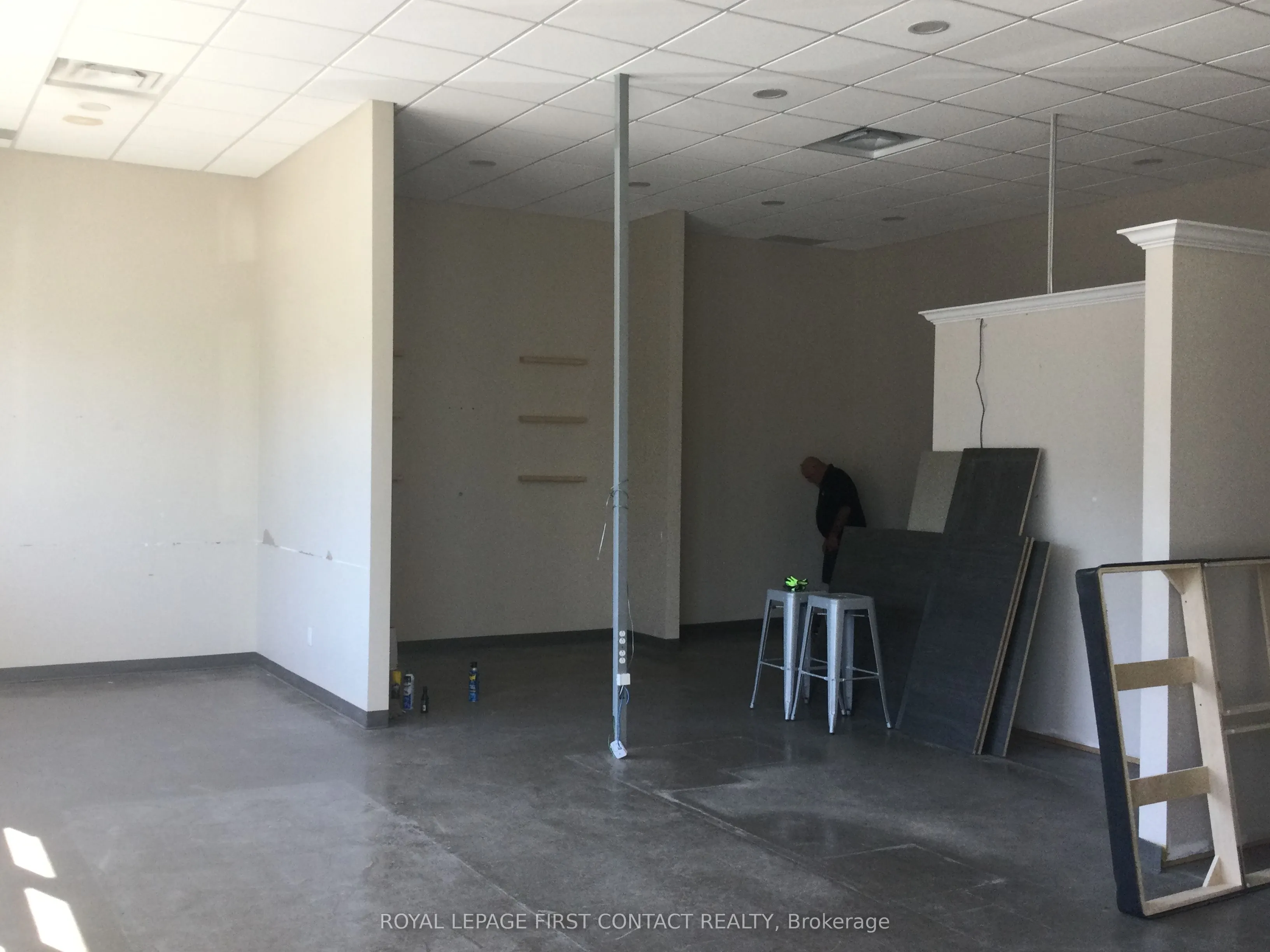 70 Yonge Street S, #2