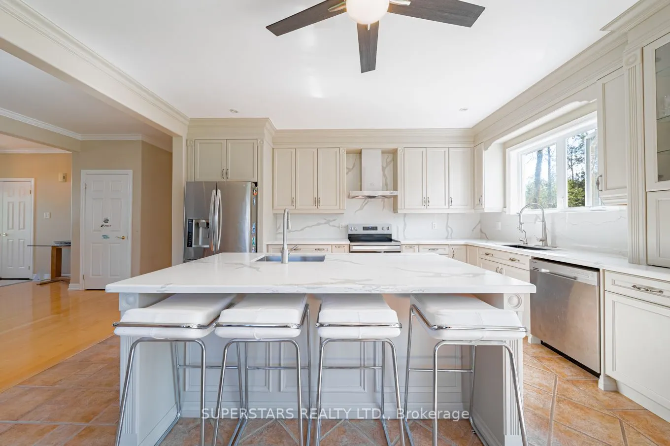 36 Red Oak Crescent
