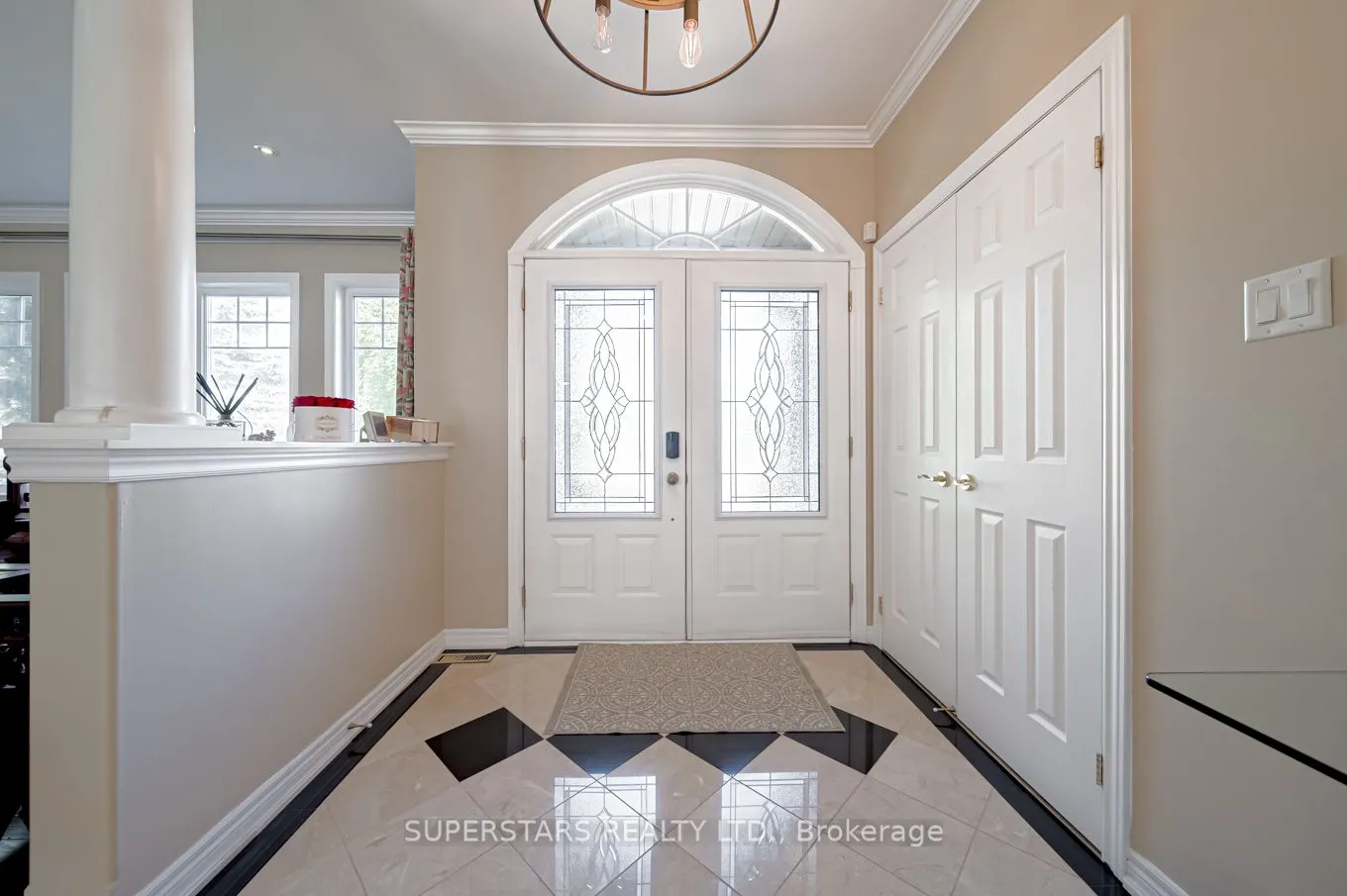 36 Red Oak Crescent