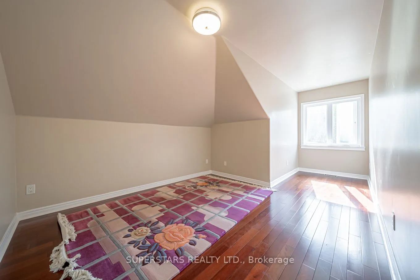36 Red Oak Crescent