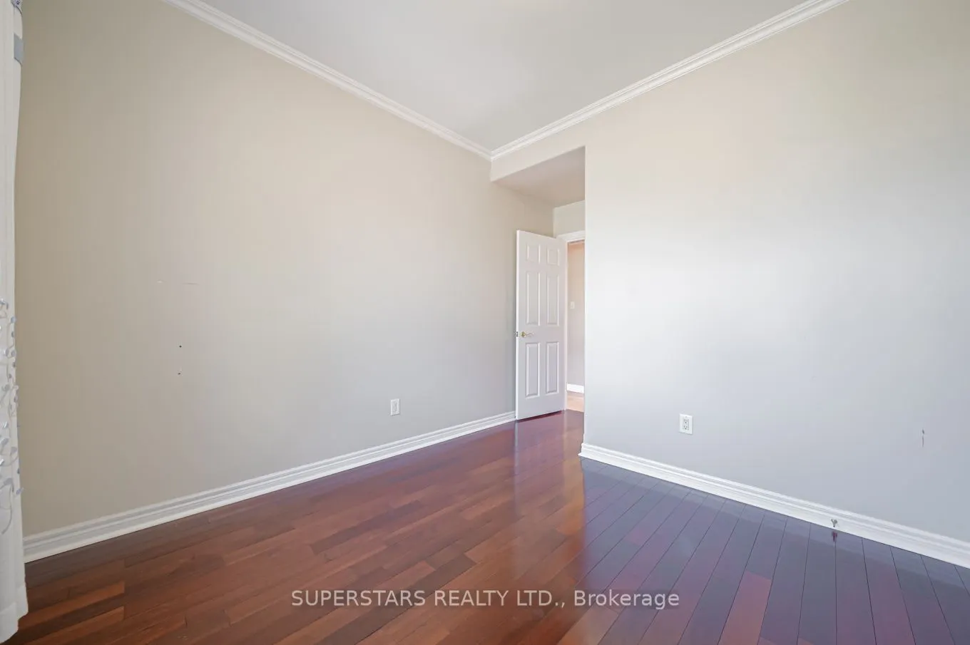 36 Red Oak Crescent