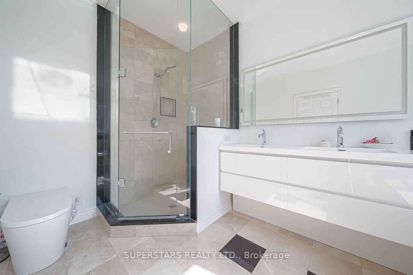 36 Red Oak Crescent