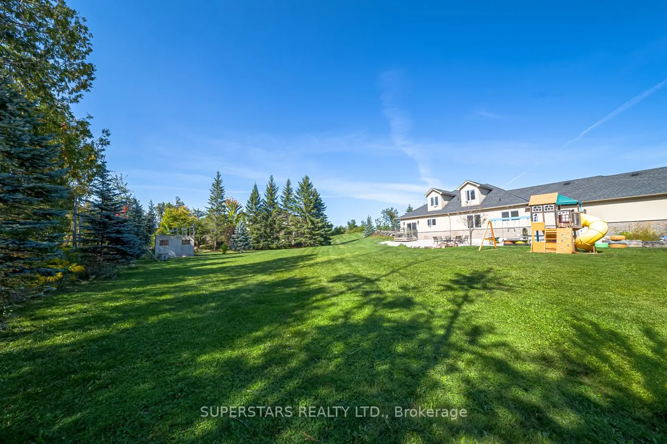 36 Red Oak Crescent