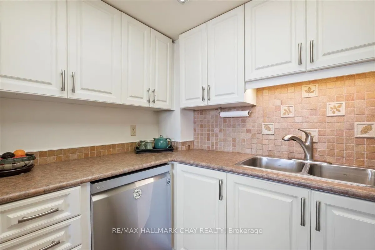 65 Ellen Street, #403