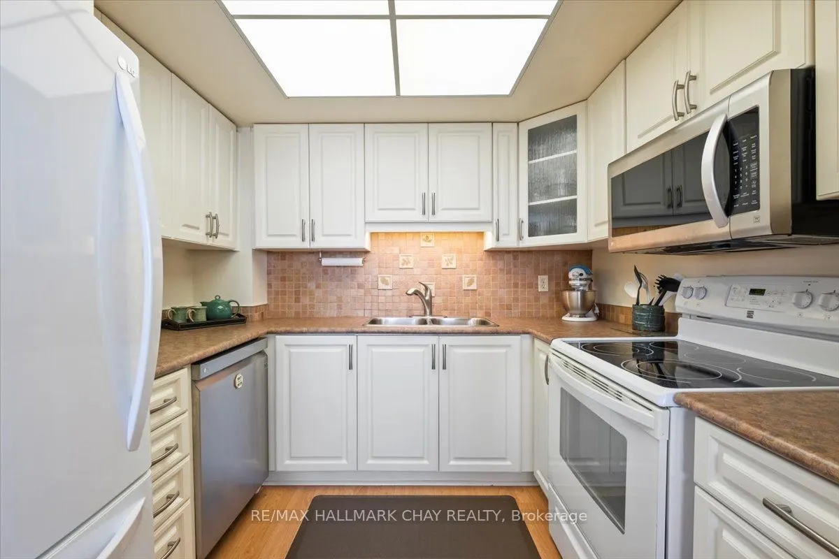 65 Ellen Street, #403