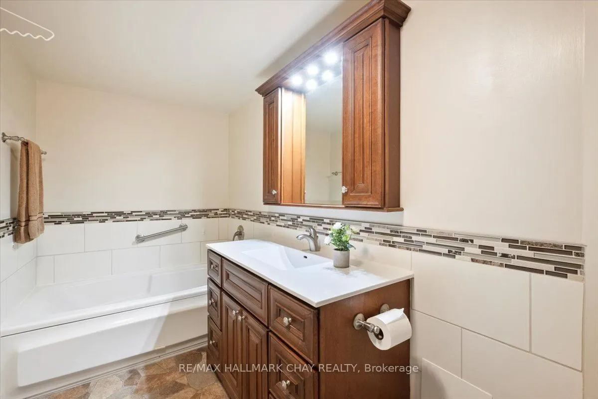 65 Ellen Street, #403