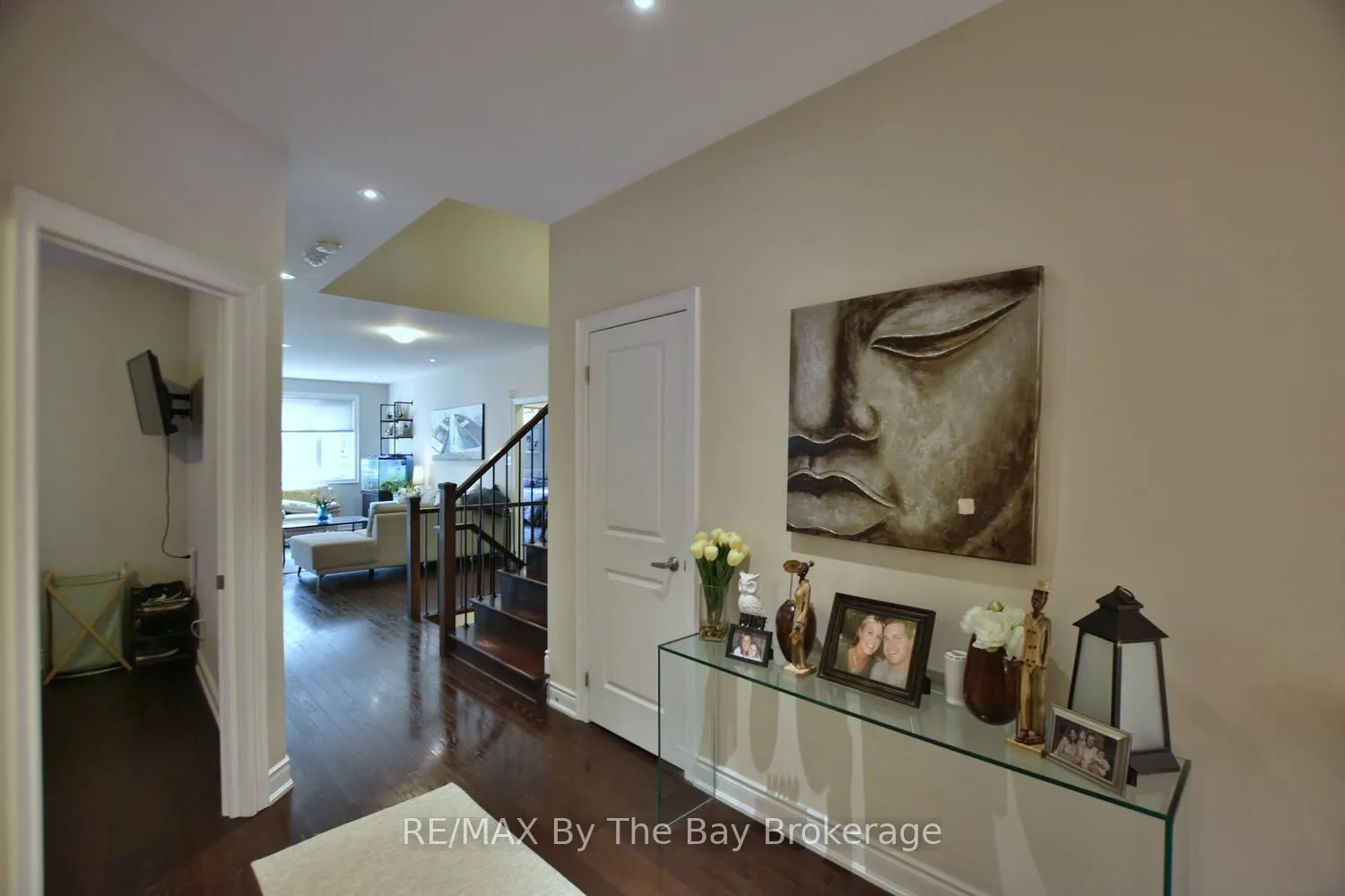 71 48th Street S