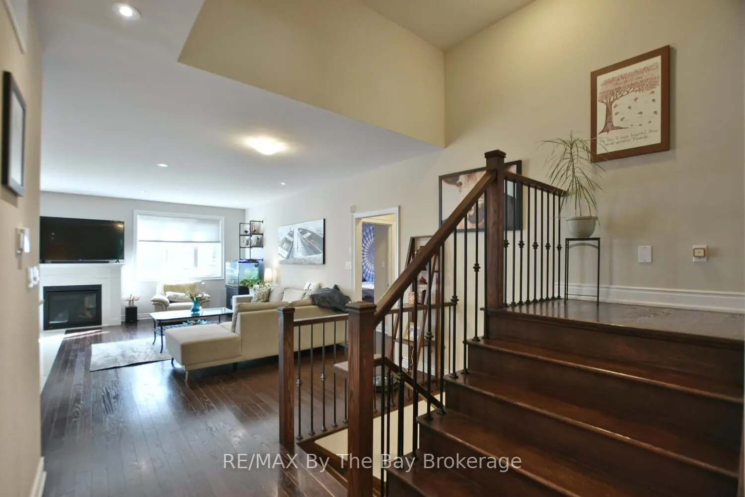 71 48th Street S