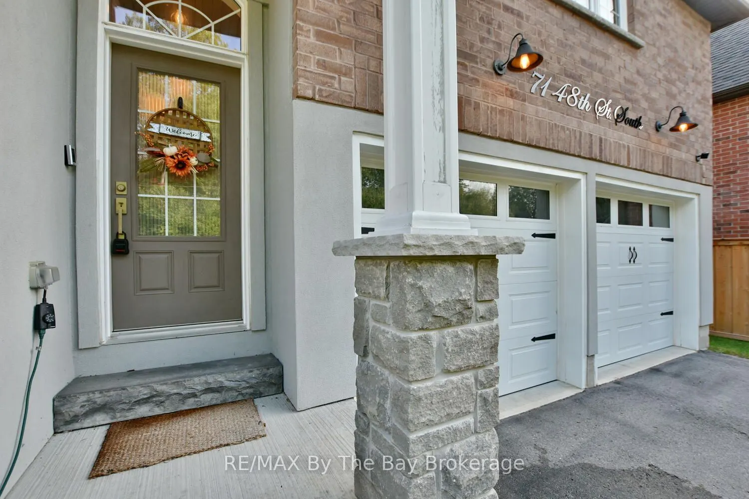 71 48th Street S