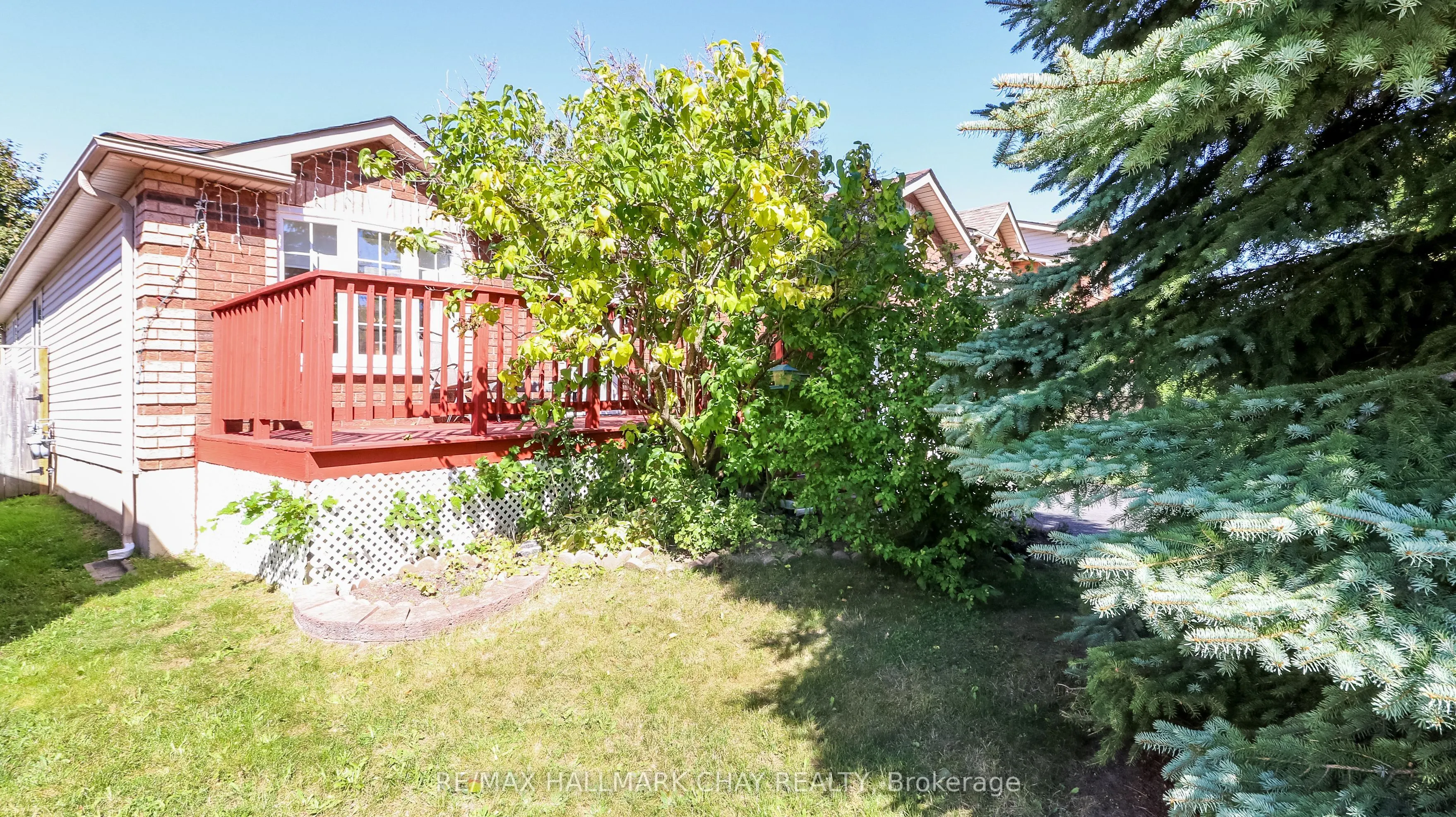 4 Hersey Crescent