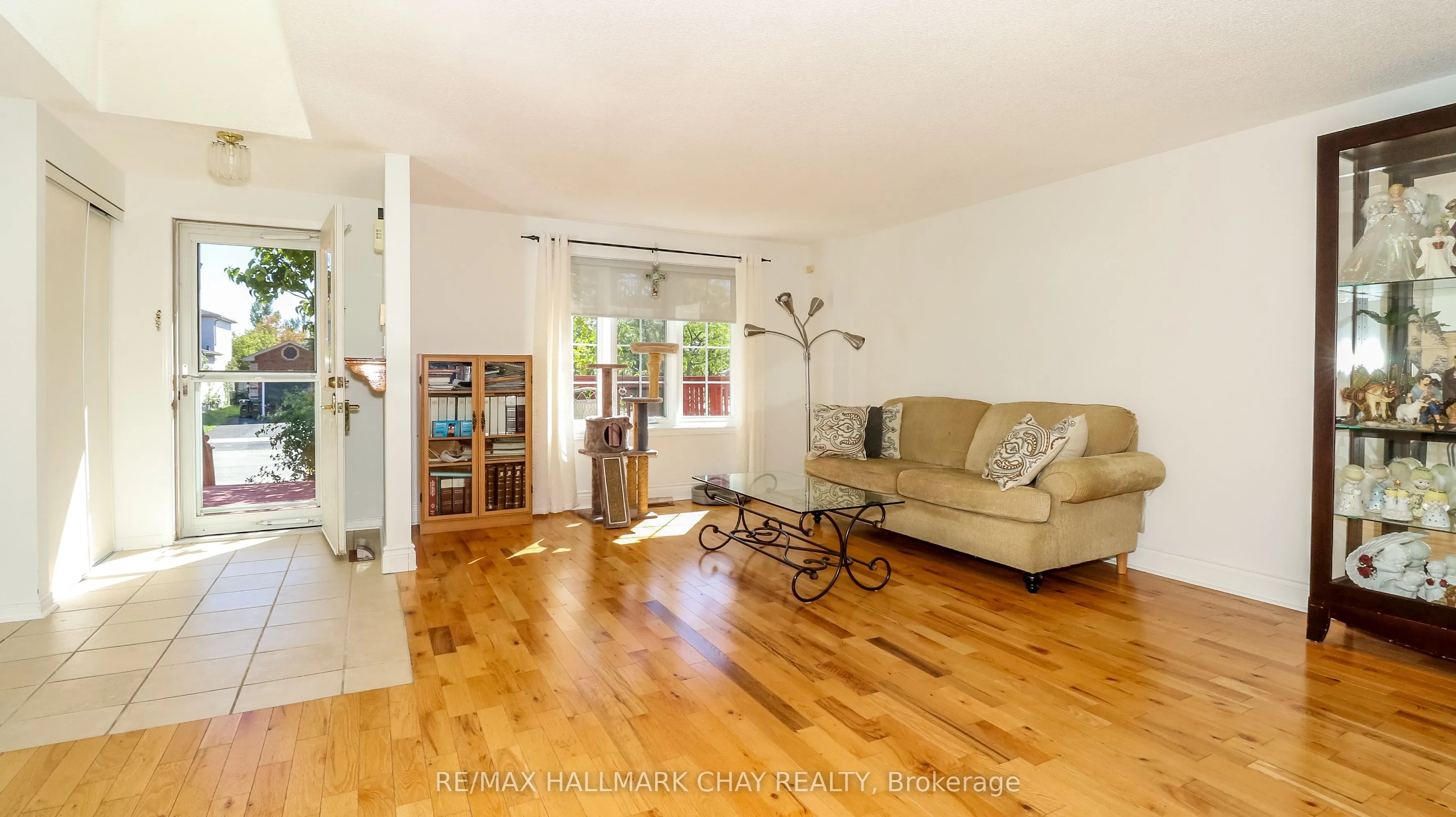 4 Hersey Crescent
