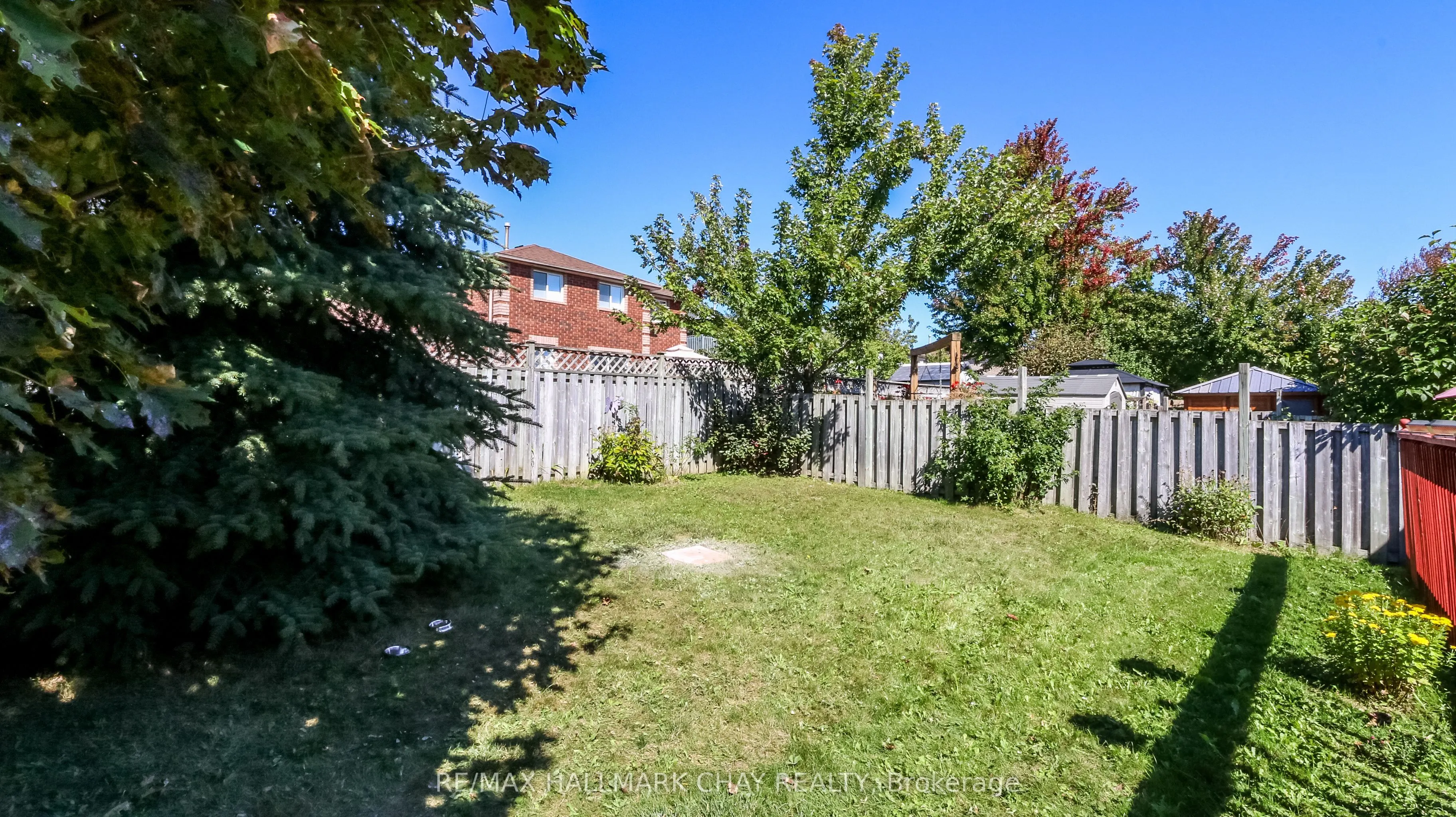 4 Hersey Crescent