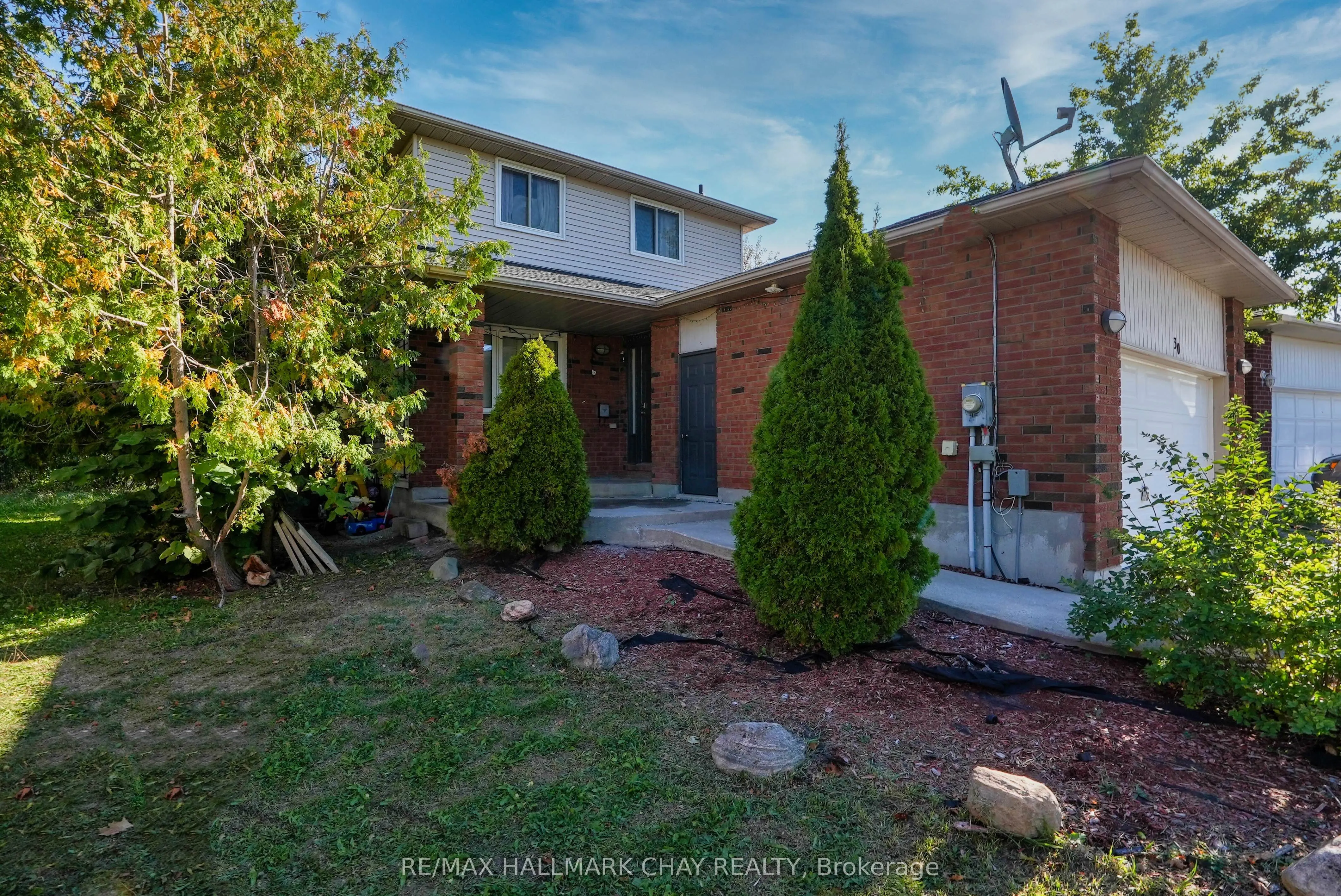 30 Rosenfeld Drive