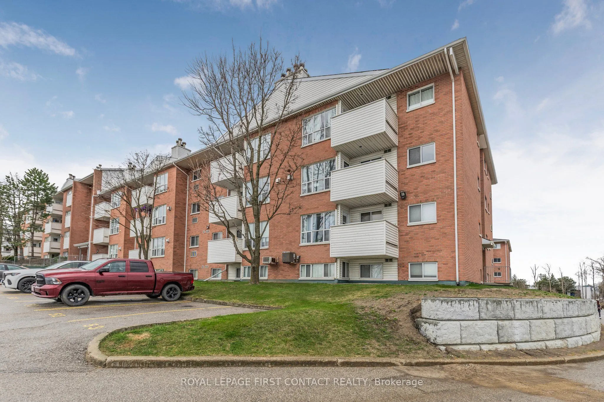 126 Bell Farm Road E, #B08